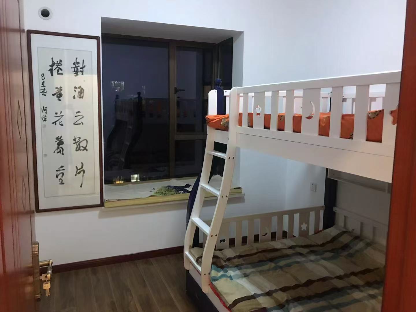 江山帝景哈佛  5室2厅2卫   3000.00元/月室内图