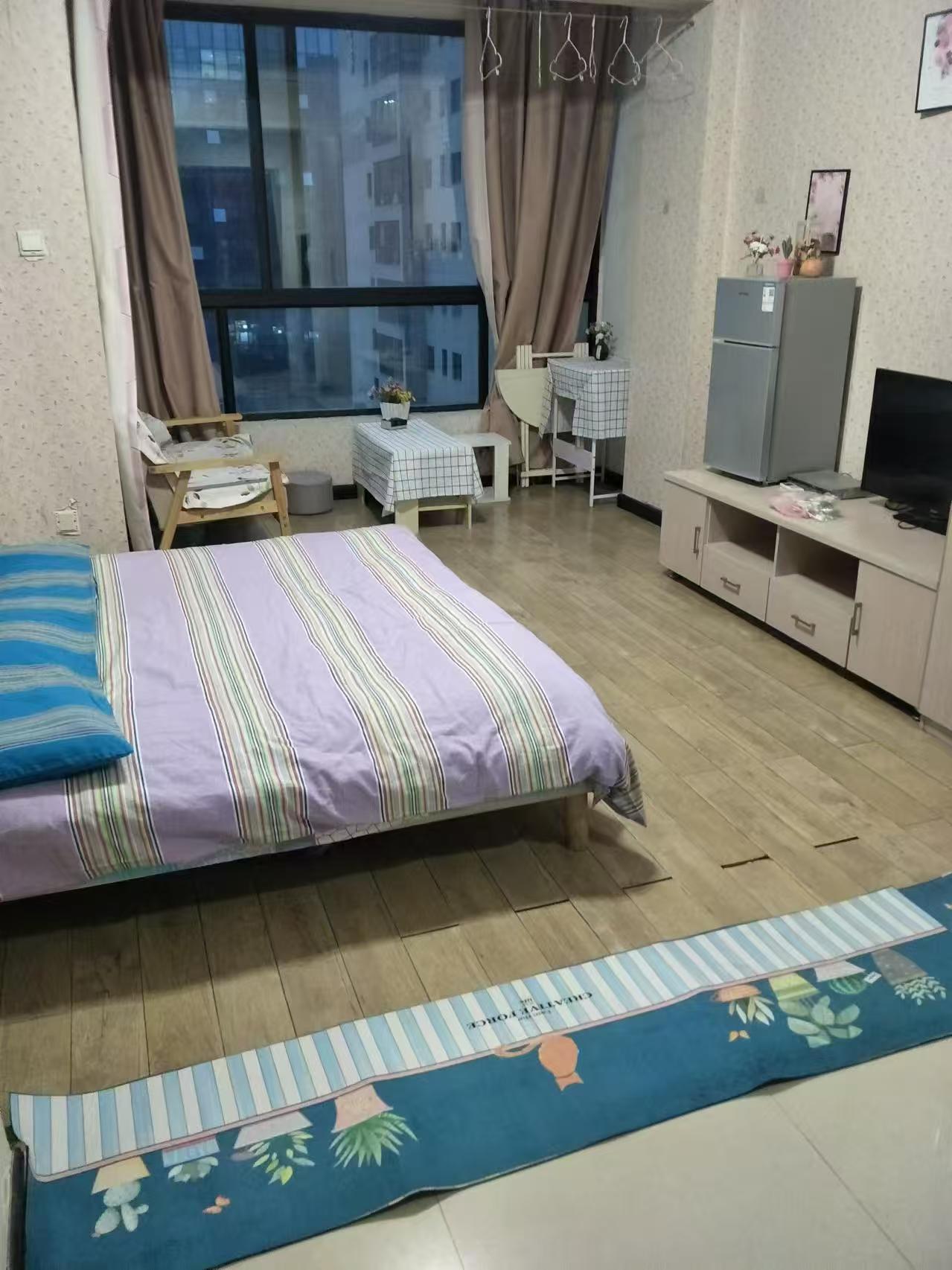 标志商务中心  1室1厅1卫   1200.00元/月