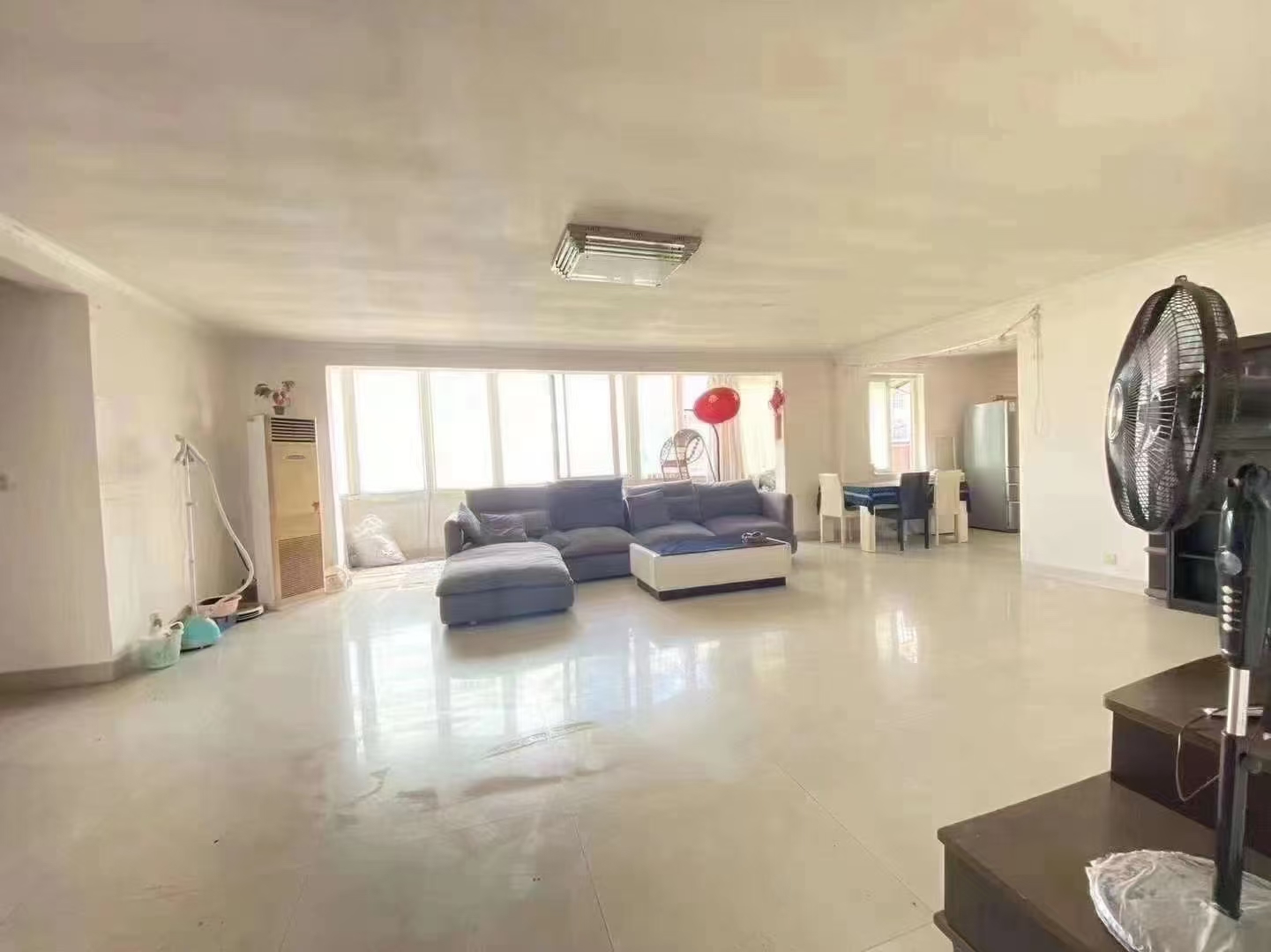 锦绣花园  4室2厅2卫    135.0万 锦绣花园  4室2厅2卫    135.0万室内图