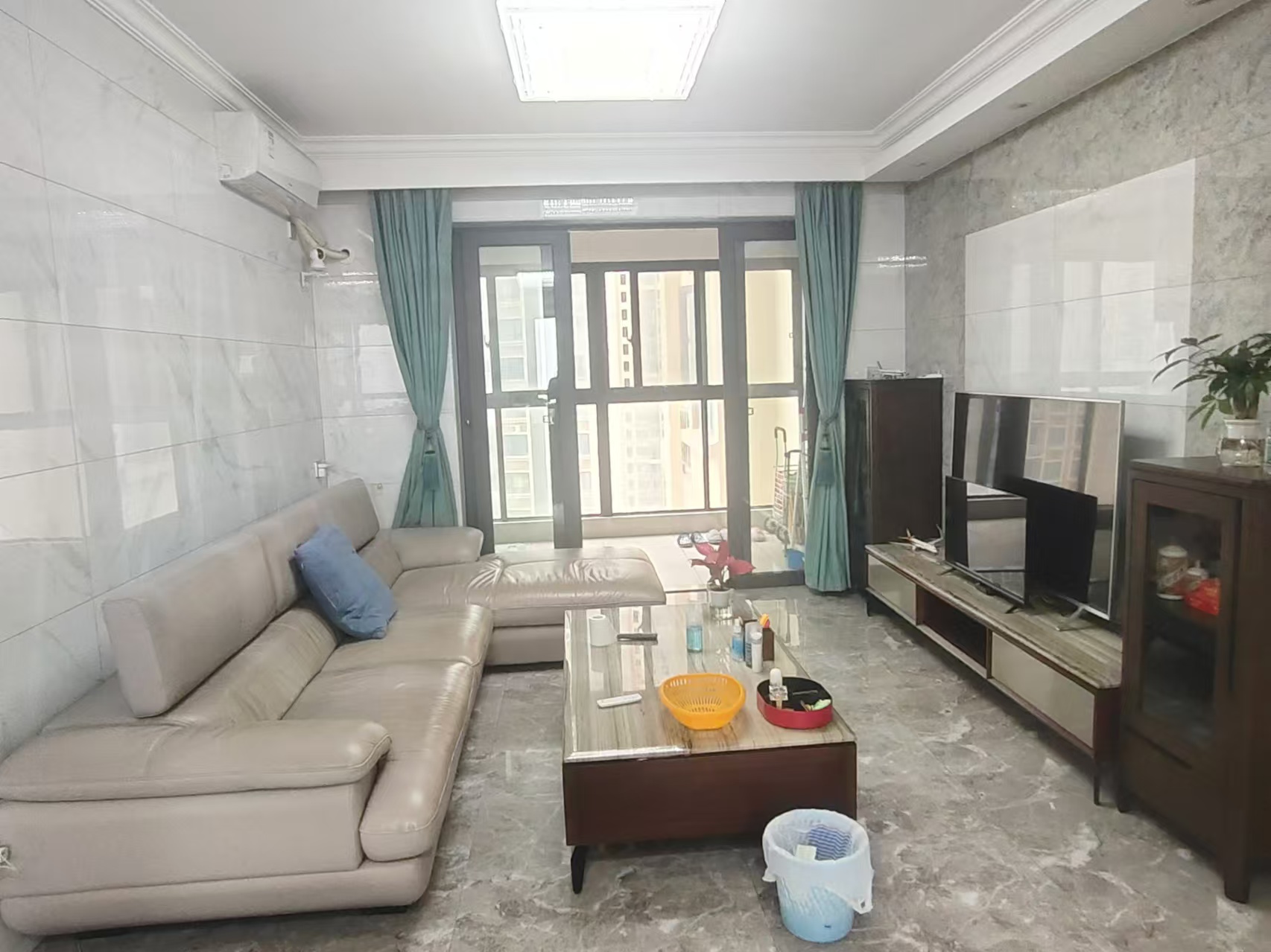 万达广场骏豪仕家(万达公馆) 3室2厅2卫 230.0万 万达广场骏豪仕家(万达公馆) 3室2厅2卫 230.0万户型图