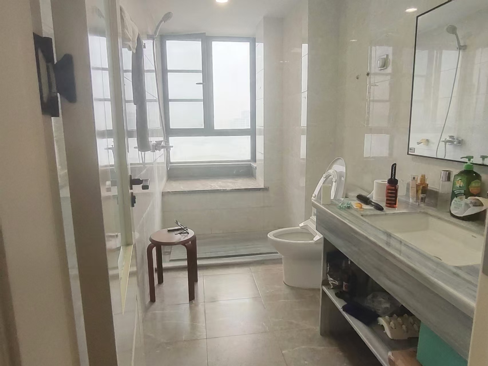 万达广场骏豪仕家(万达公馆) 3室2厅2卫 230.0万 万达广场骏豪仕家(万达公馆) 3室2厅2卫 230.0万室内图