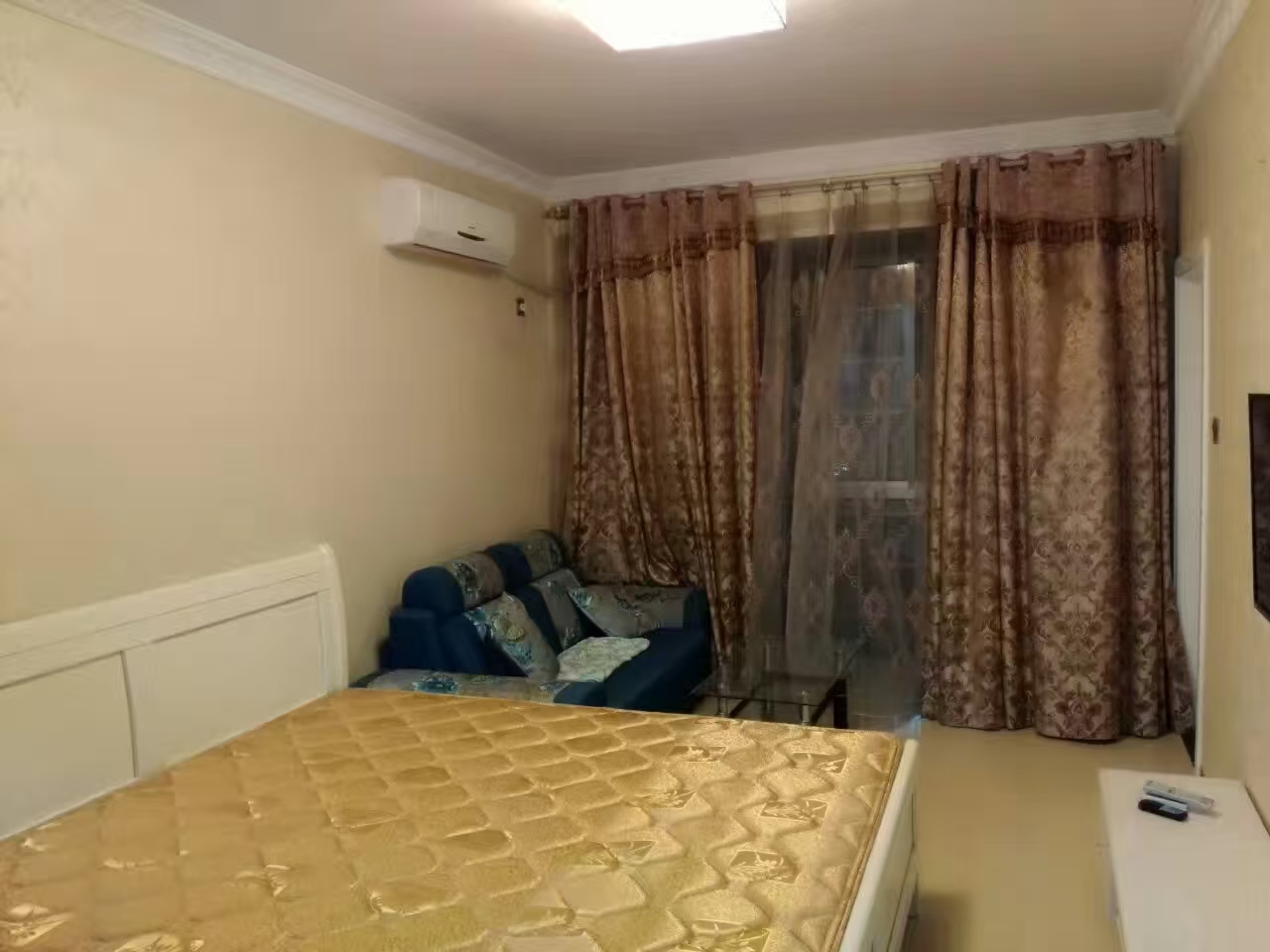 一品恒城 1室1厅1卫 1300.0元/月 一品恒城 1室1厅1卫 1300.0元/月室内图