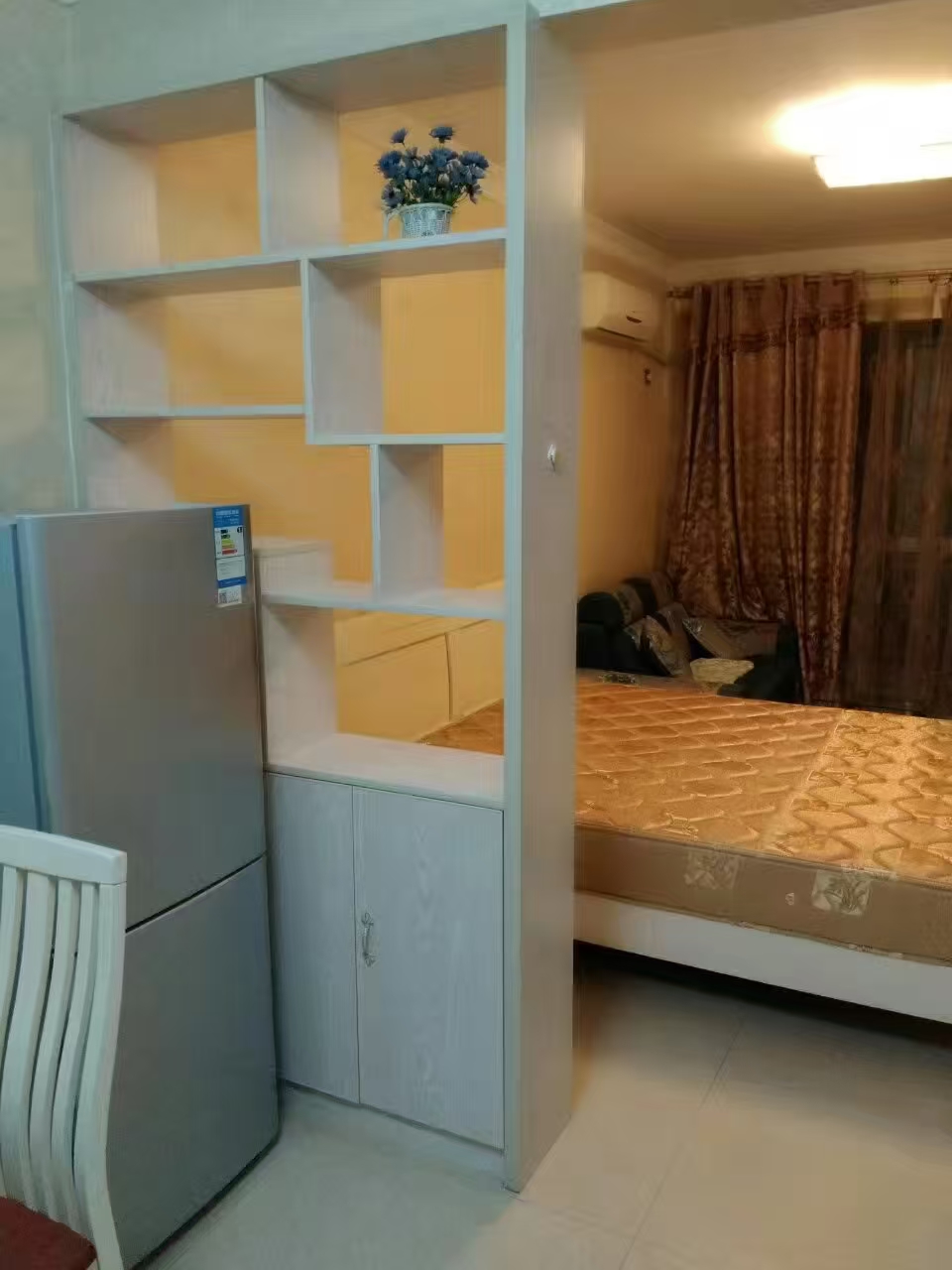 一品恒城 1室1厅1卫 1300.0元/月 一品恒城 1室1厅1卫 1300.0元/月室内图