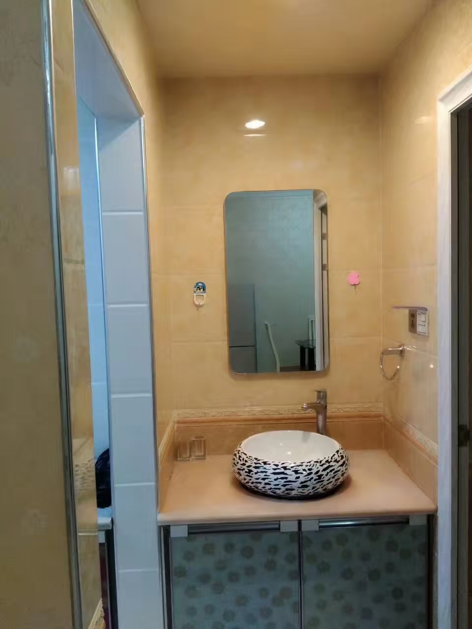 一品恒城 1室1厅1卫 1300.0元/月 一品恒城 1室1厅1卫 1300.0元/月室内图