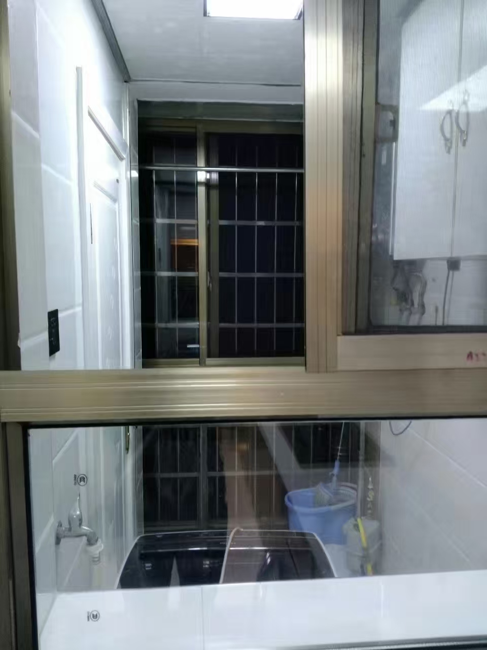 一品恒城 1室1厅1卫 1300.0元/月 一品恒城 1室1厅1卫 1300.0元/月室内图