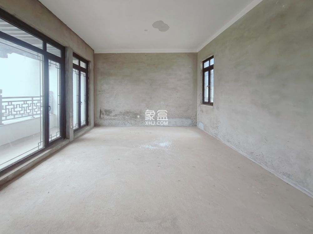 绿城高尔夫小镇  5室2厅5卫   890.00万