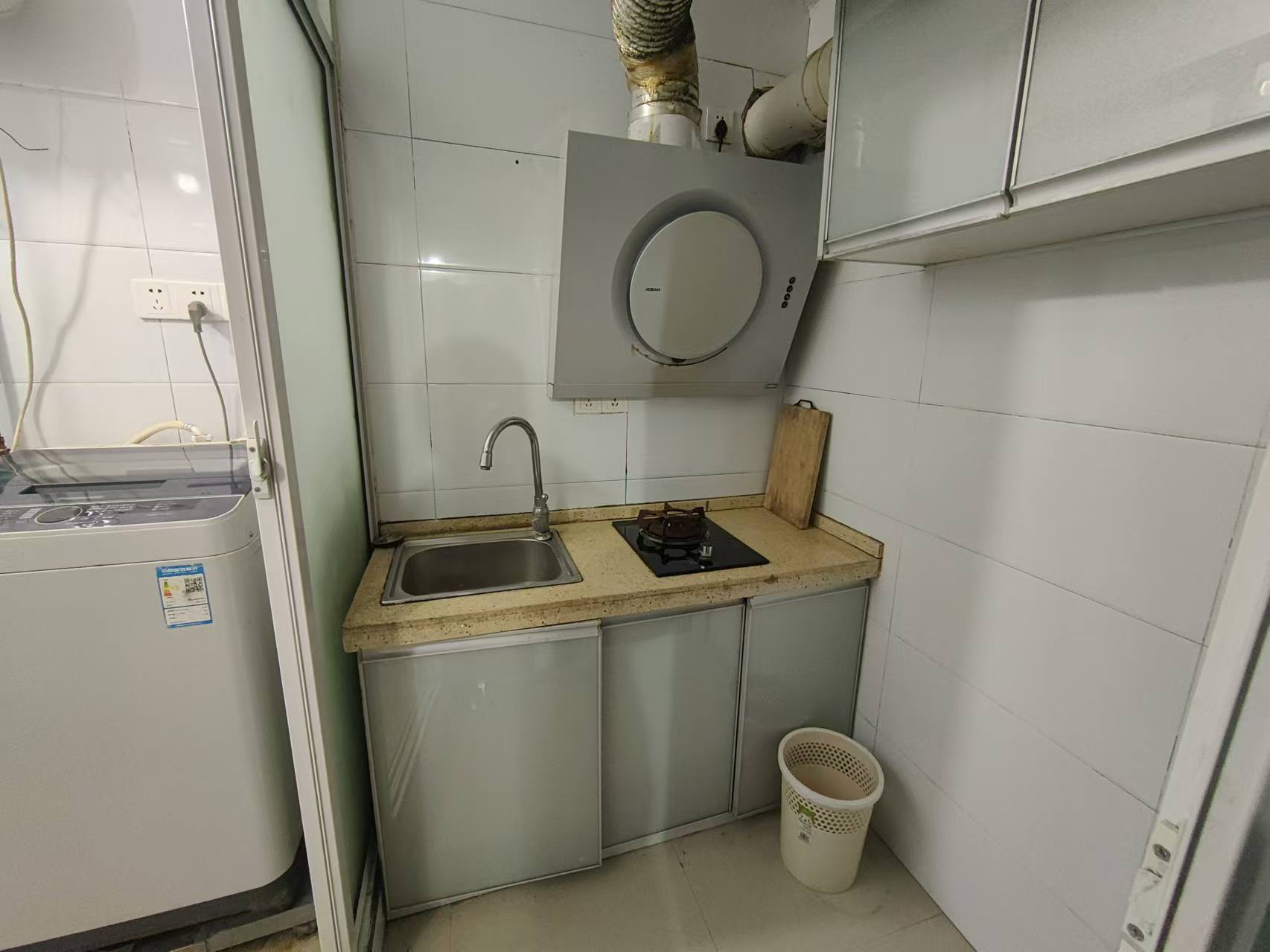 高升小区  1室1厅1卫   850.00元/月