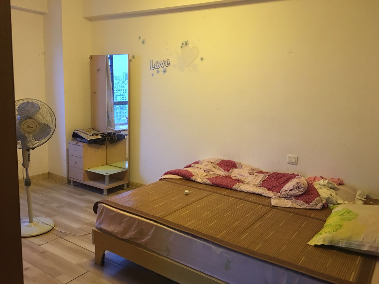 金山小区 3室2厅1卫 103.0万 金山小区 3室2厅1卫 103.0万室内图