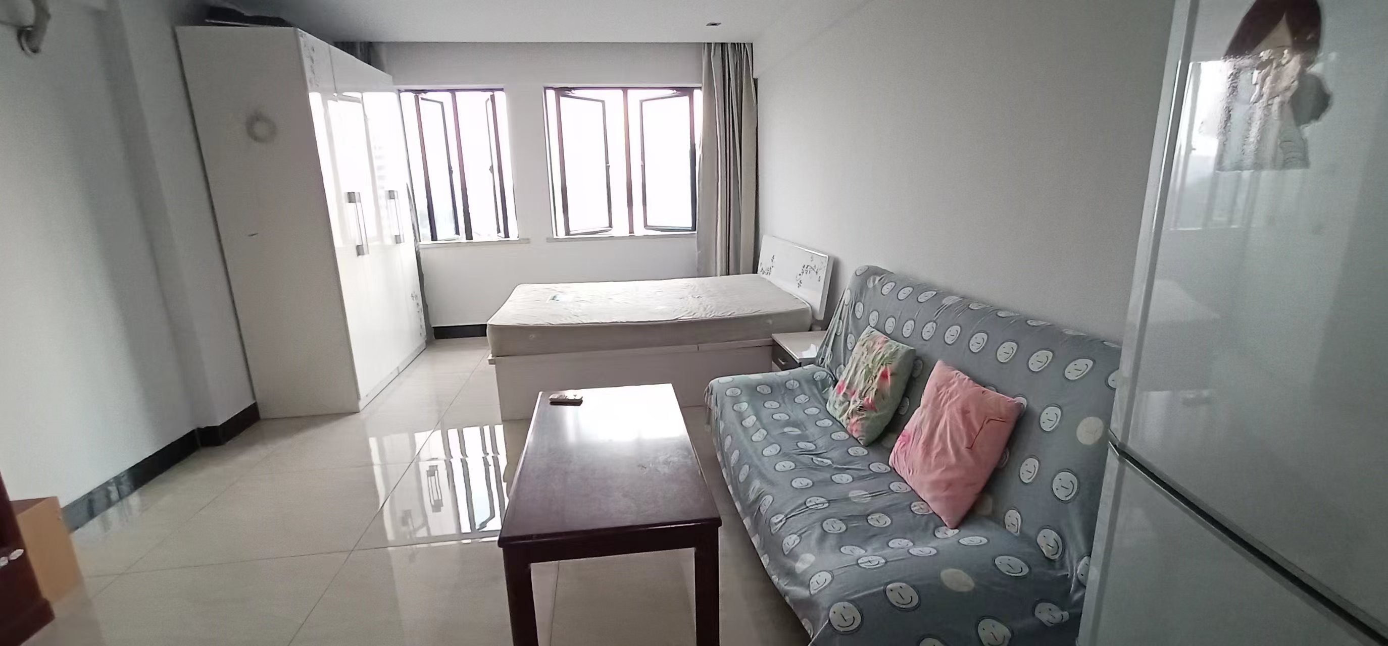 山水国际 1室1厅1卫 25.0万 山水国际 1室1厅1卫 25.0万室内图