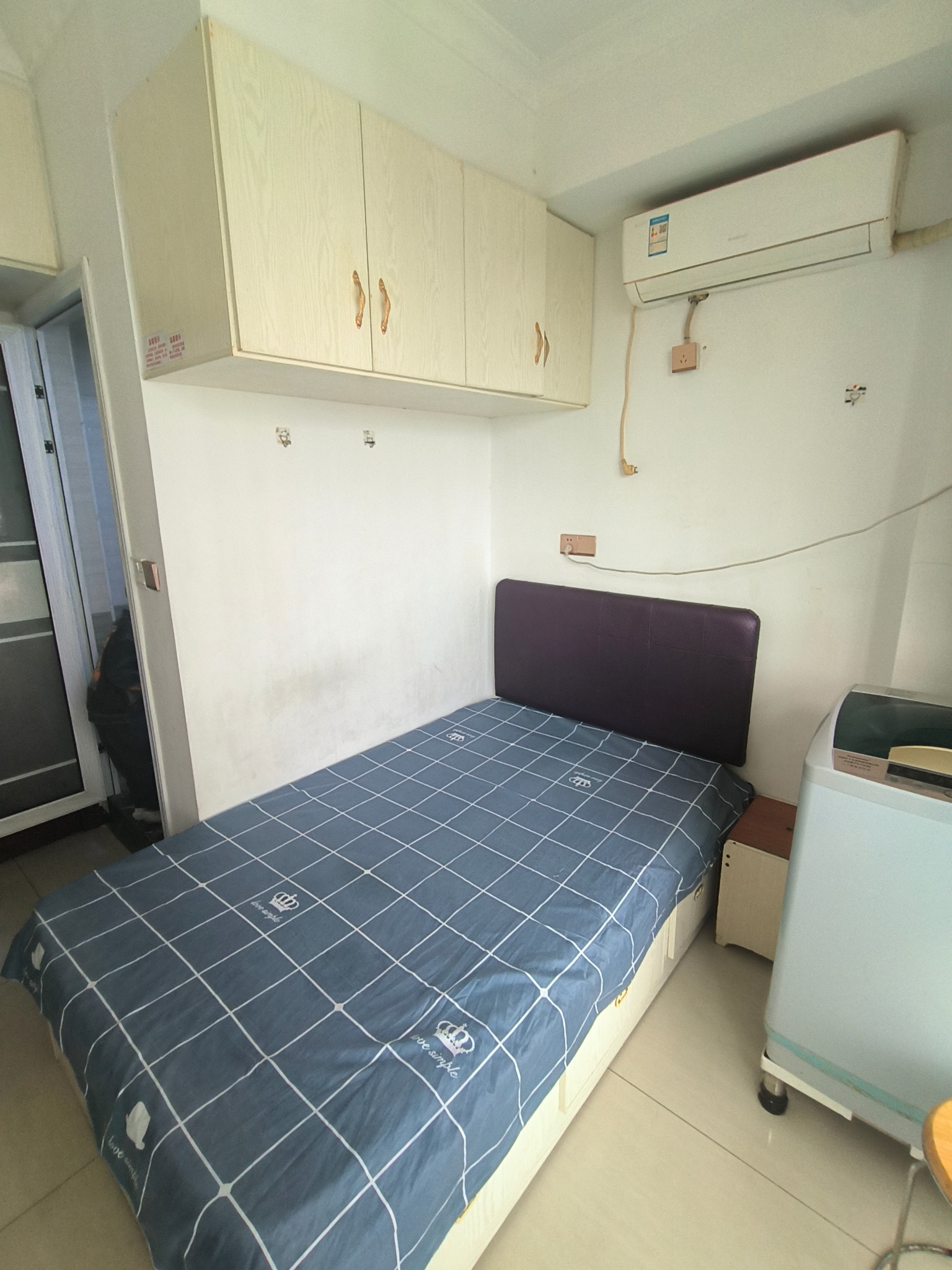 嘉顺苑 1室1厅1卫 1000.0元/月 嘉顺苑 1室1厅1卫 1000.0元/月室内图