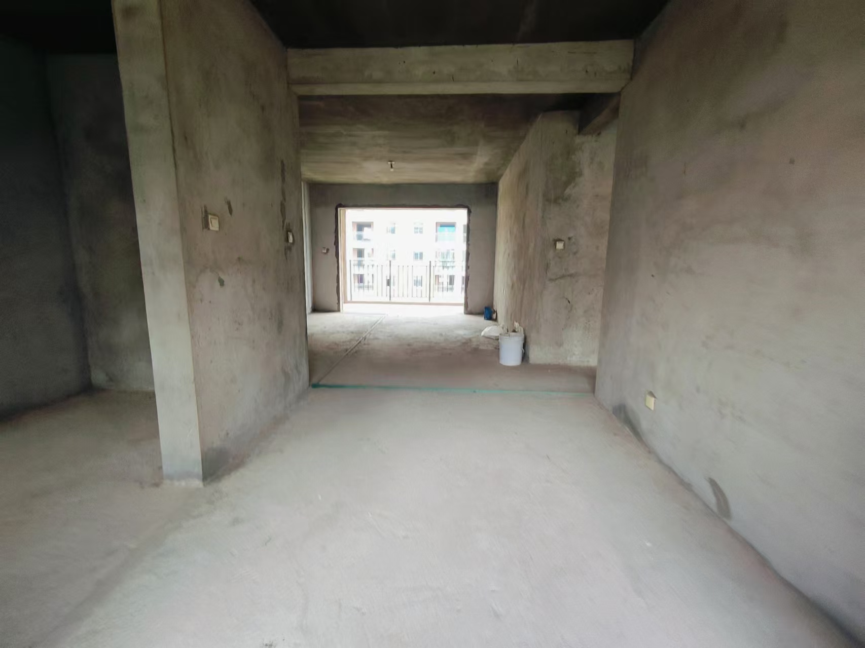 磐龙生态社区 4室2厅2卫 43.8万 磐龙生态社区 4室2厅2卫 43.8万室内图