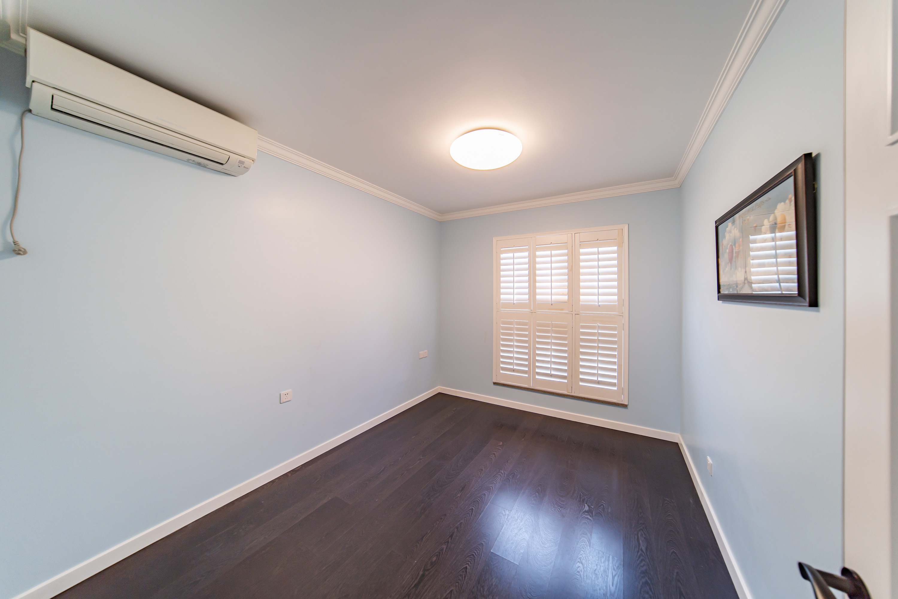 万科金域缇香  4室2厅2卫    190.0万卧室