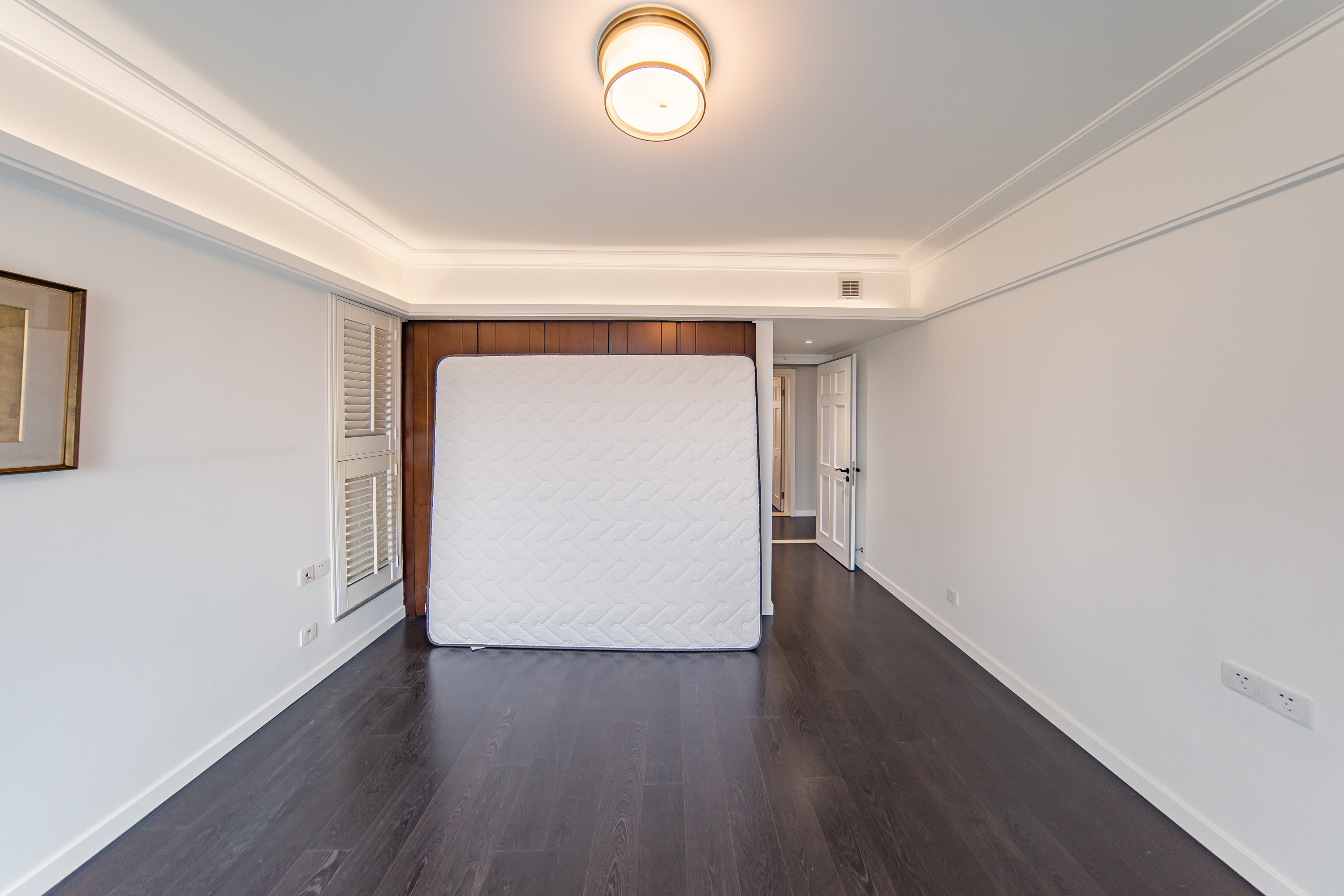 万科金域缇香  4室2厅2卫    190.0万卧室