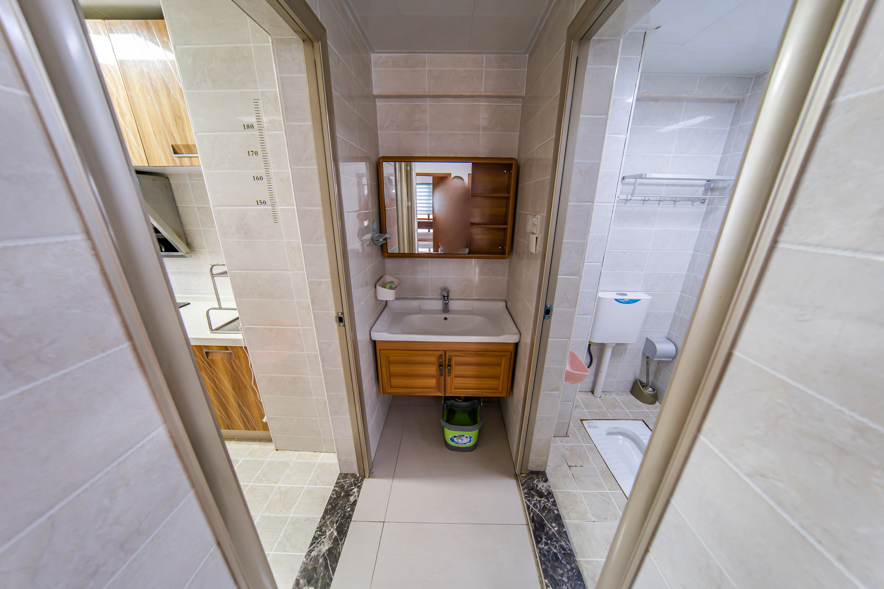 湘熙水郡(观澜海赋家园) 2室2厅1卫 75.0万 湘熙水郡(观澜海赋家园) 2室2厅1卫 75.0万卫生间