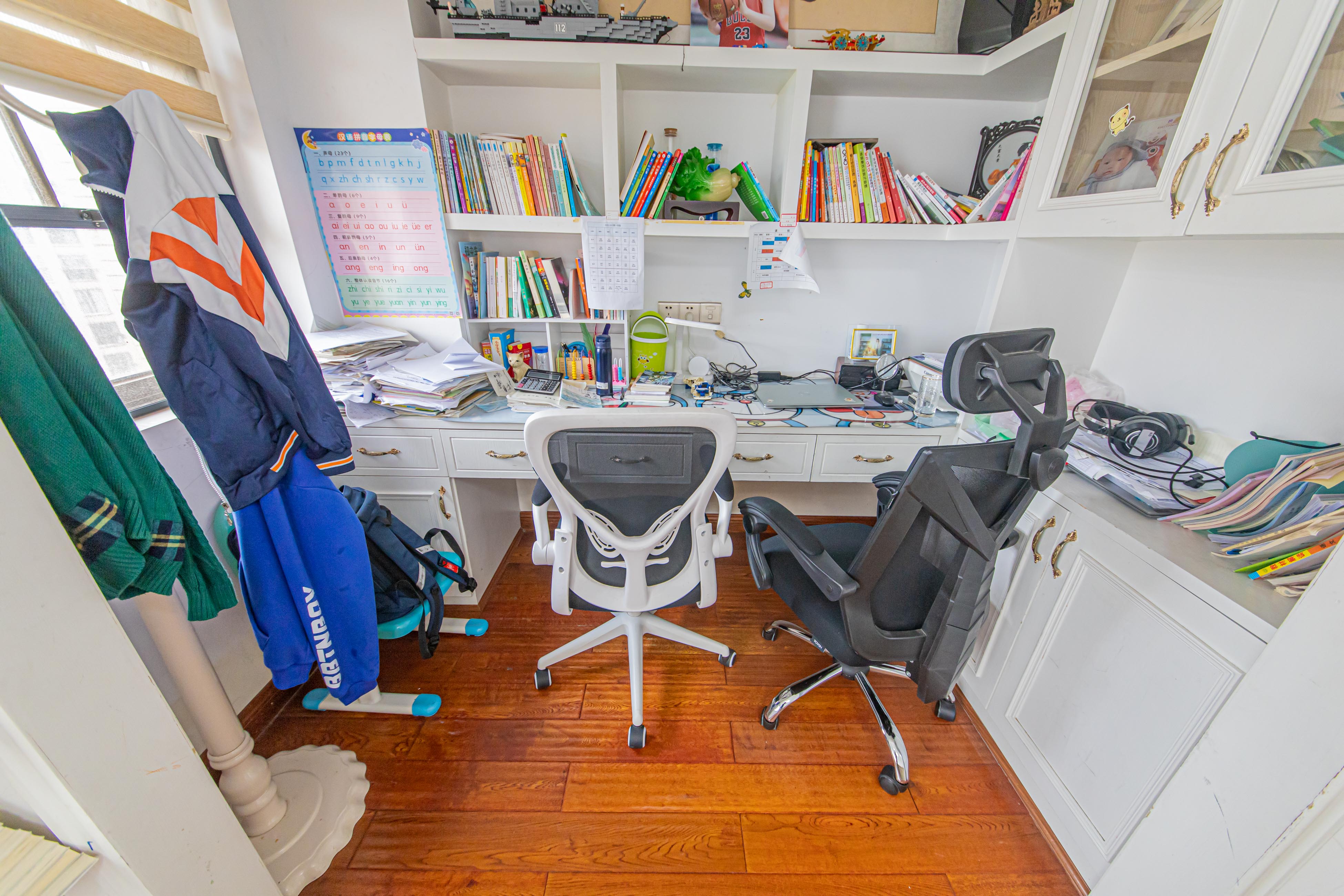 中建芙蓉嘉苑 4室2厅1卫 158.0万 中建芙蓉嘉苑 4室2厅1卫 158.0万其他