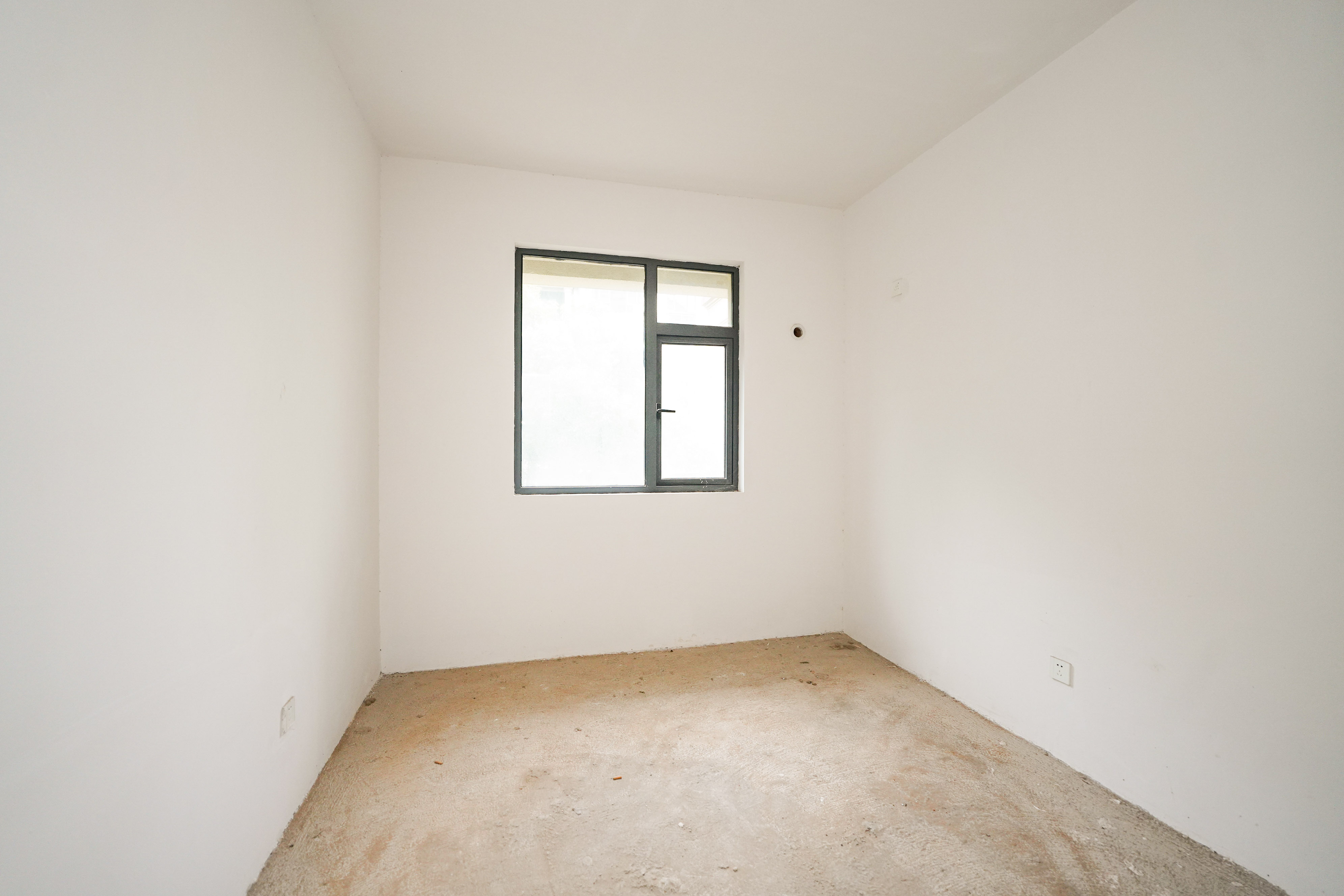 五矿万境蓝山  3室2厅2卫    142.0万 五矿万境蓝山  3室2厅2卫    142.0万卧室