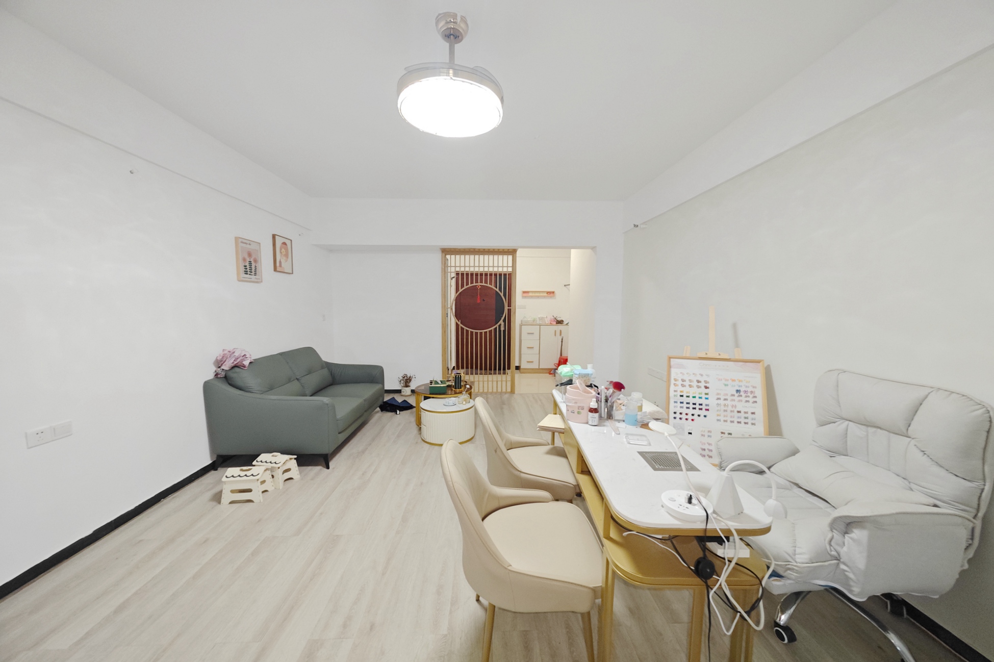 东友星座  1室1厅1卫    33.8万 东友星座  1室1厅1卫    33.8万客厅