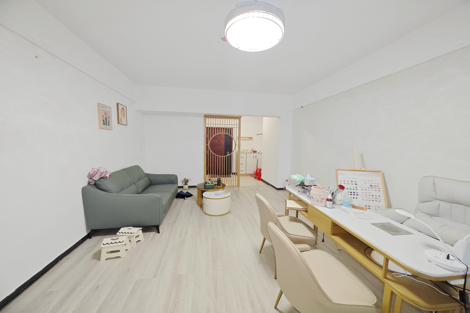 东友星座  1室1厅1卫    33.8万 东友星座  1室1厅1卫    33.8万客厅