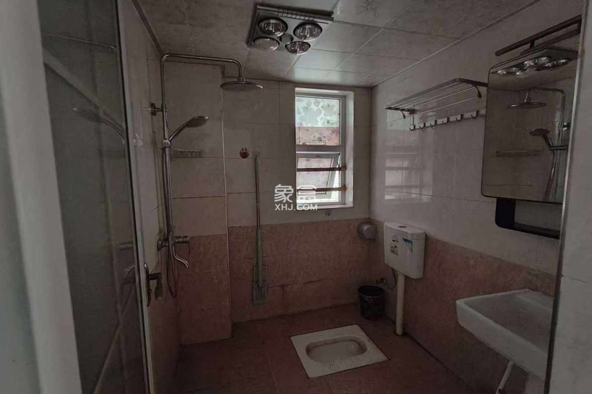 美的城二期 2室1厅1卫 1600.0元/月 美的城二期 2室1厅1卫 1600.0元/月室内图