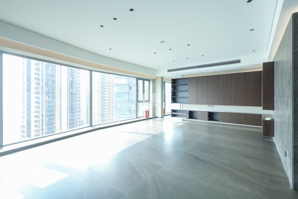保利天禧C区  4室2厅2卫   678.00万