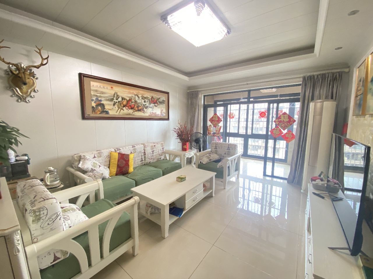 滨江新苑(一期A区) 3室2厅2卫 178.0万 滨江新苑(一期A区) 3室2厅2卫 178.0万室内图