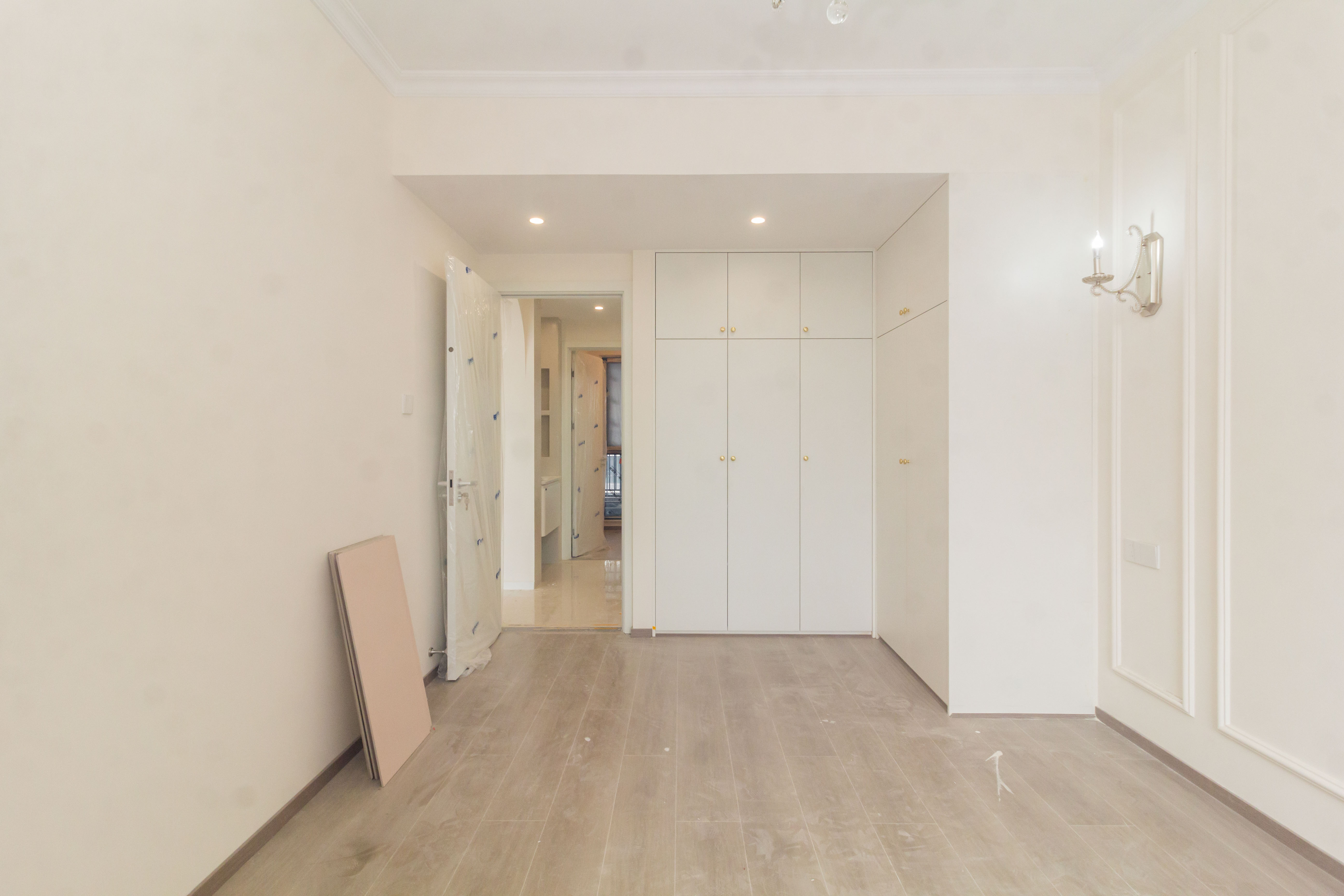 华远碧桂园海蓝城二期  3室2厅1卫    68.0万 华远碧桂园海蓝城二期  3室2厅1卫    68.0万卧室