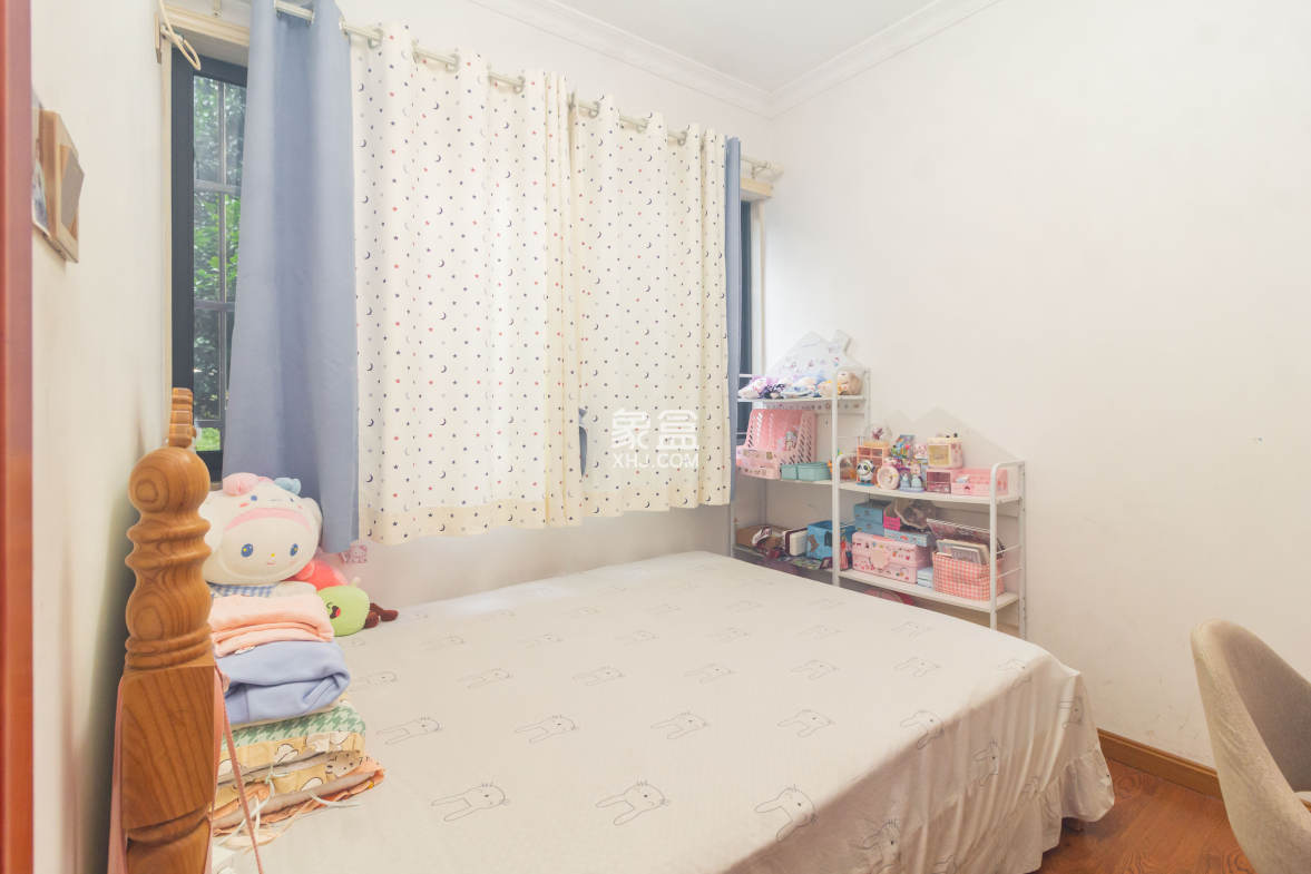 佳美紫郡 3室2厅1卫 68.8万 佳美紫郡 3室2厅1卫 68.8万卧室