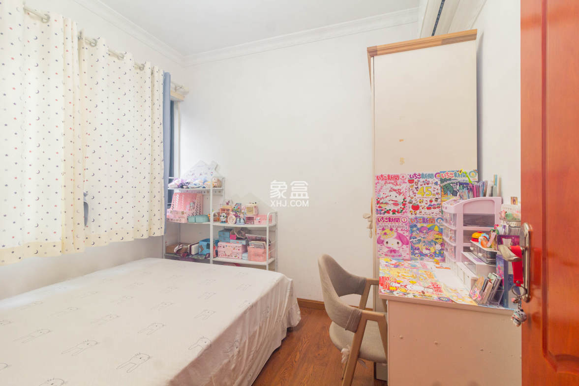 佳美紫郡 3室2厅1卫 68.8万 佳美紫郡 3室2厅1卫 68.8万卧室