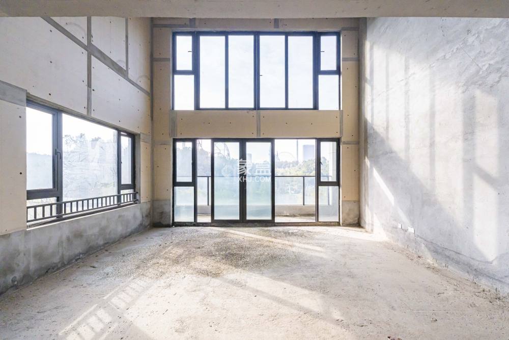 东原麓印长江C区  4室2厅2卫    328.0万