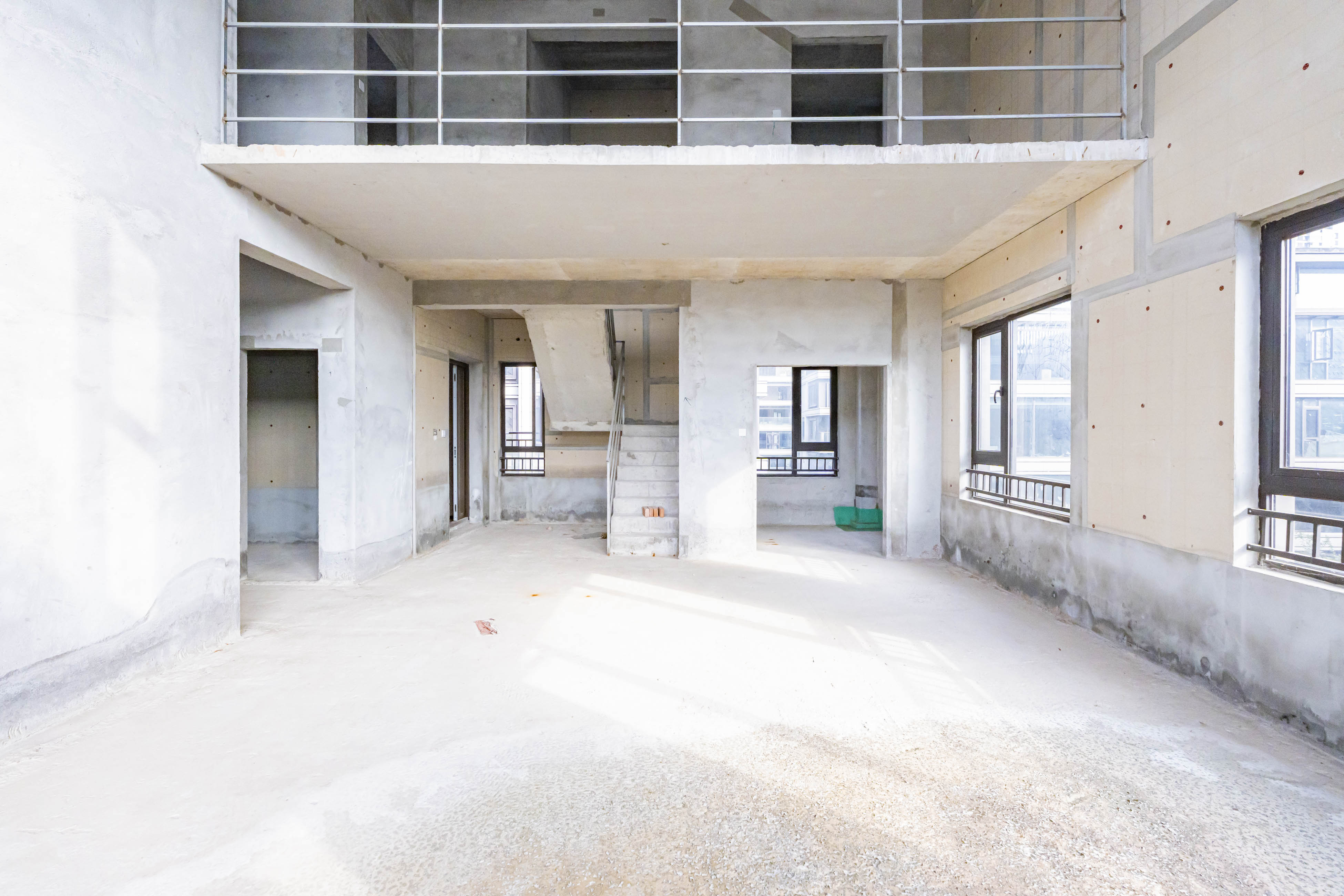 东原麓印长江C区 4室2厅2卫 328.0万 东原麓印长江C区 4室2厅2卫 328.0万客厅