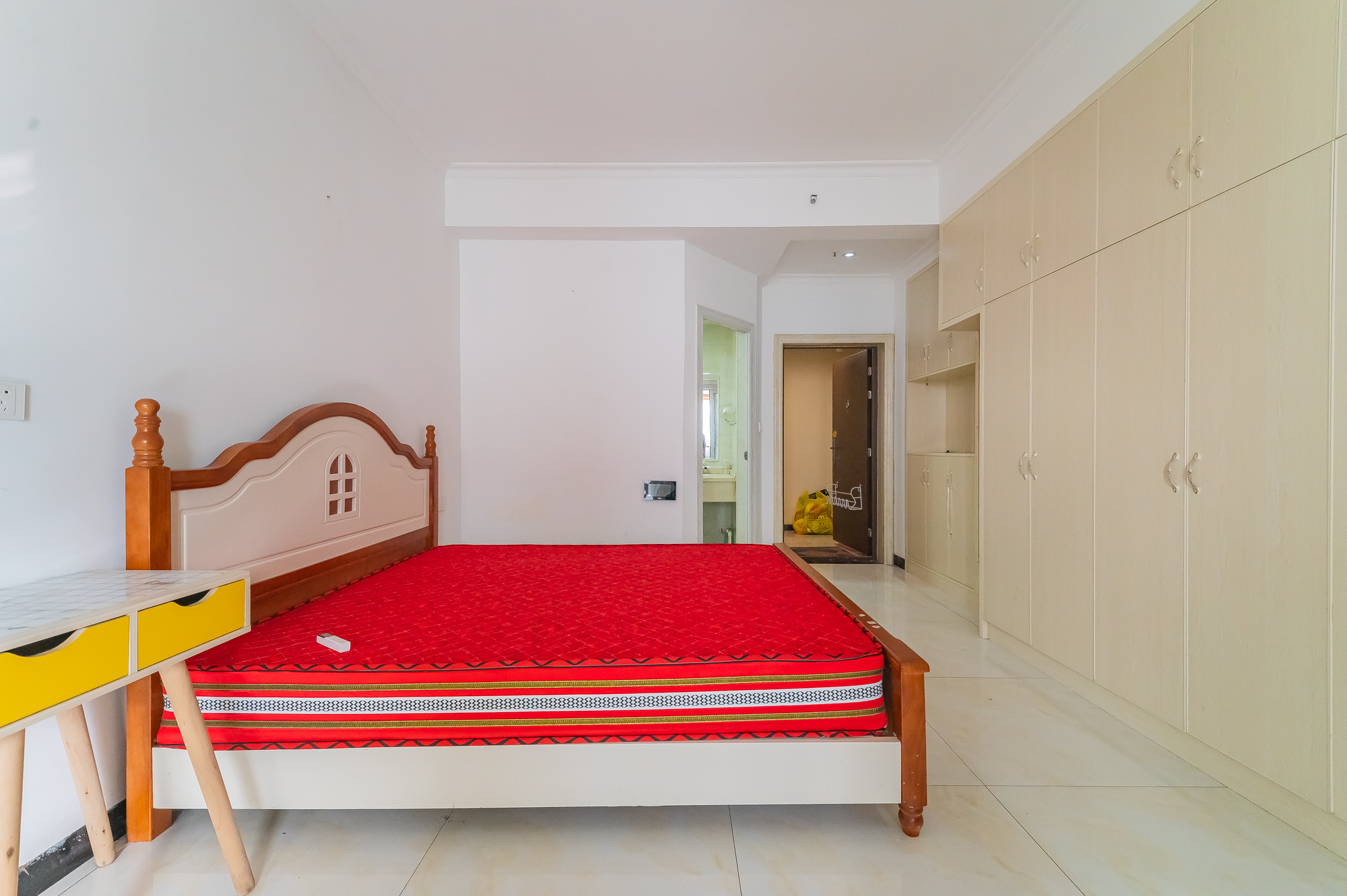 未来漫城  1室1厅1卫    35.0万 未来漫城  1室1厅1卫    35.0万客厅