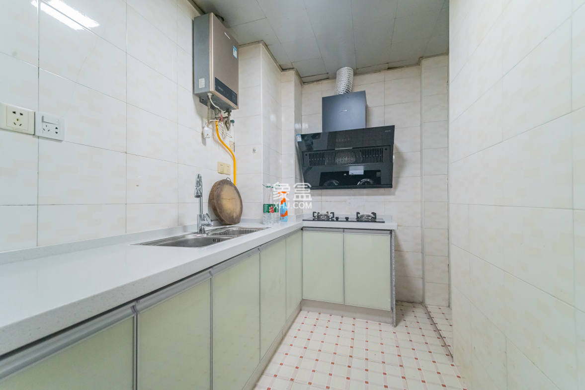 彩都公寓  2室2厅1卫    42.8万 彩都公寓  2室2厅1卫    42.8万厨房