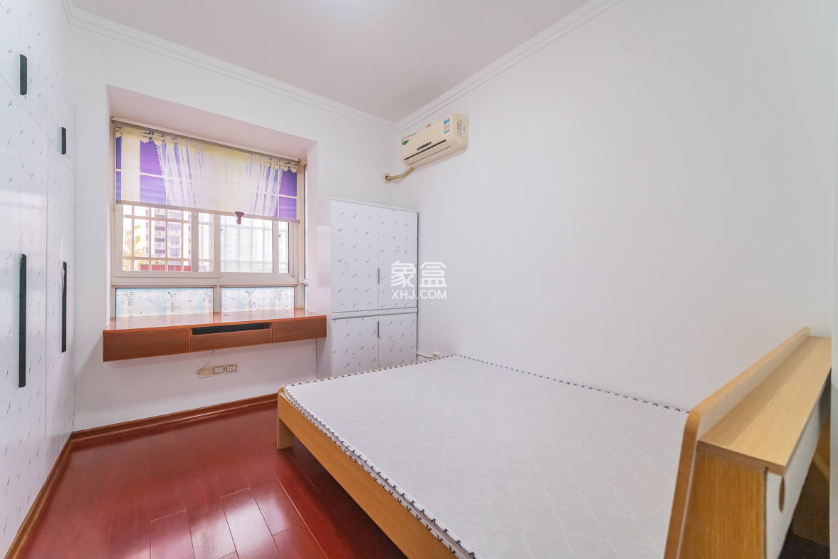 彩都公寓  2室2厅1卫    42.8万 彩都公寓  2室2厅1卫    42.8万卧室