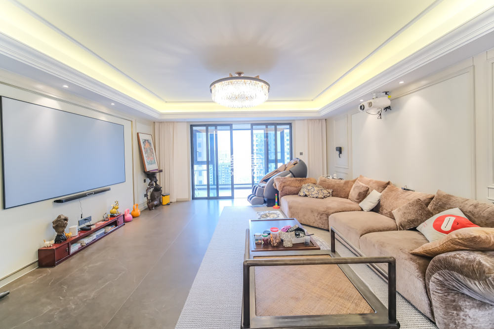 运达锦绣广场  6室2厅2卫    485.0万