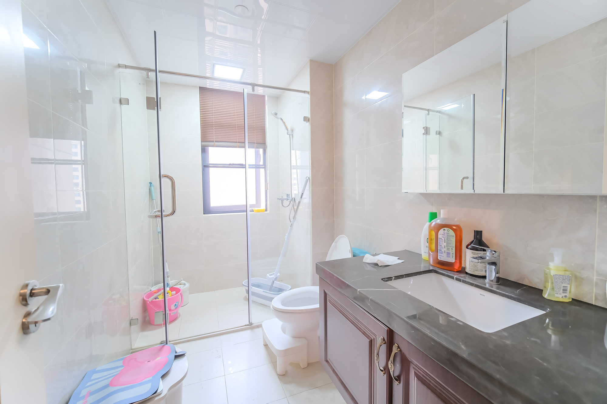 运达锦绣广场  6室2厅2卫    485.0万 运达锦绣广场  6室2厅2卫    485.0万卫生间