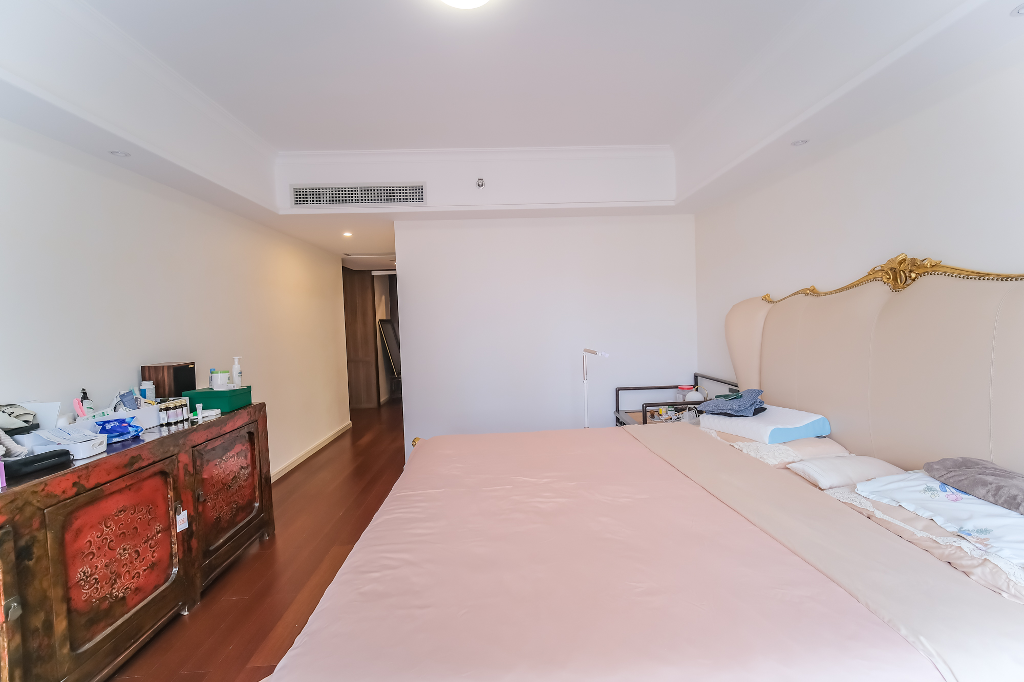 运达锦绣广场  6室2厅2卫    485.0万 运达锦绣广场  6室2厅2卫    485.0万卧室