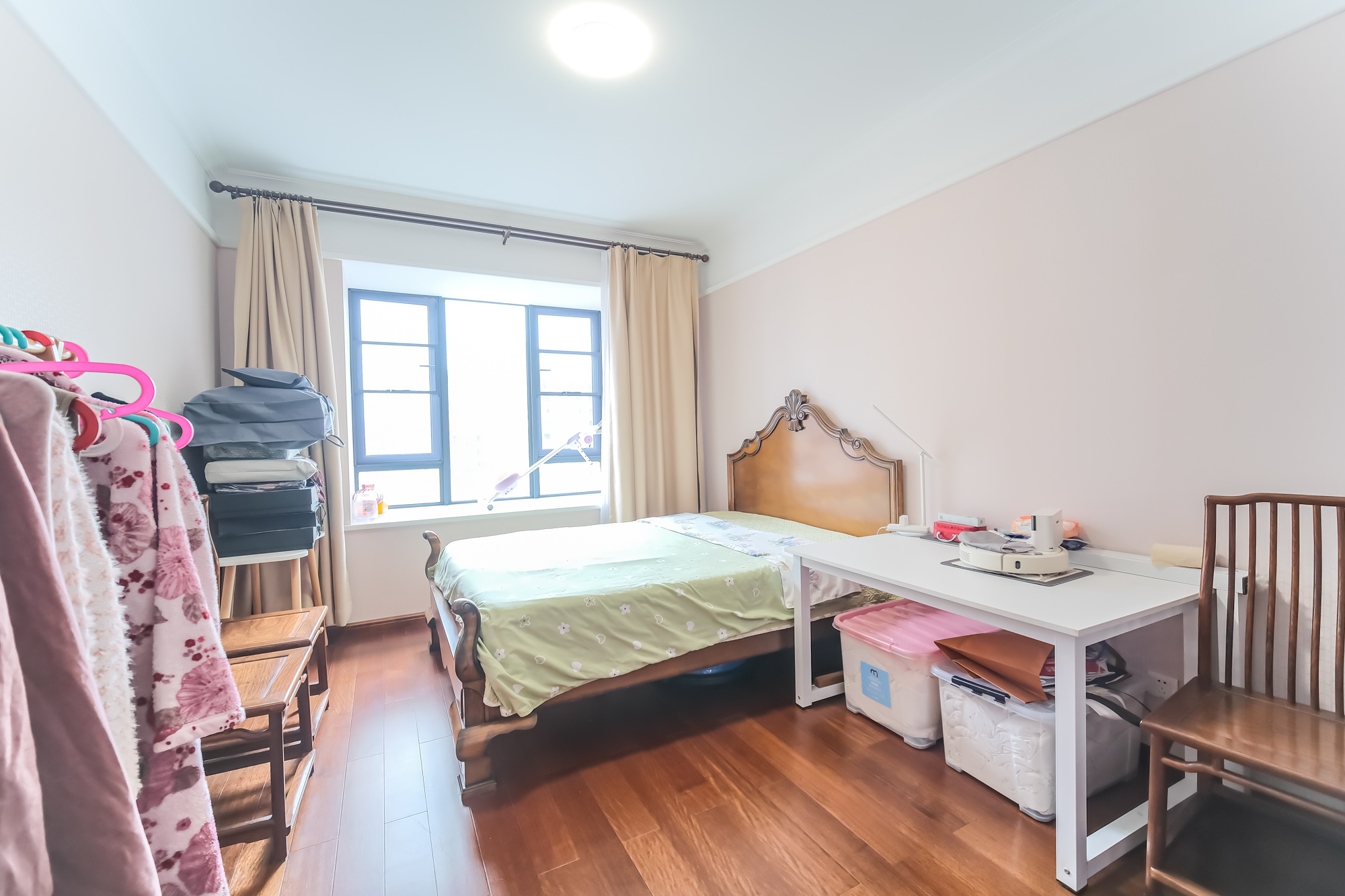 运达锦绣广场  6室2厅2卫    485.0万 运达锦绣广场  6室2厅2卫    485.0万卧室