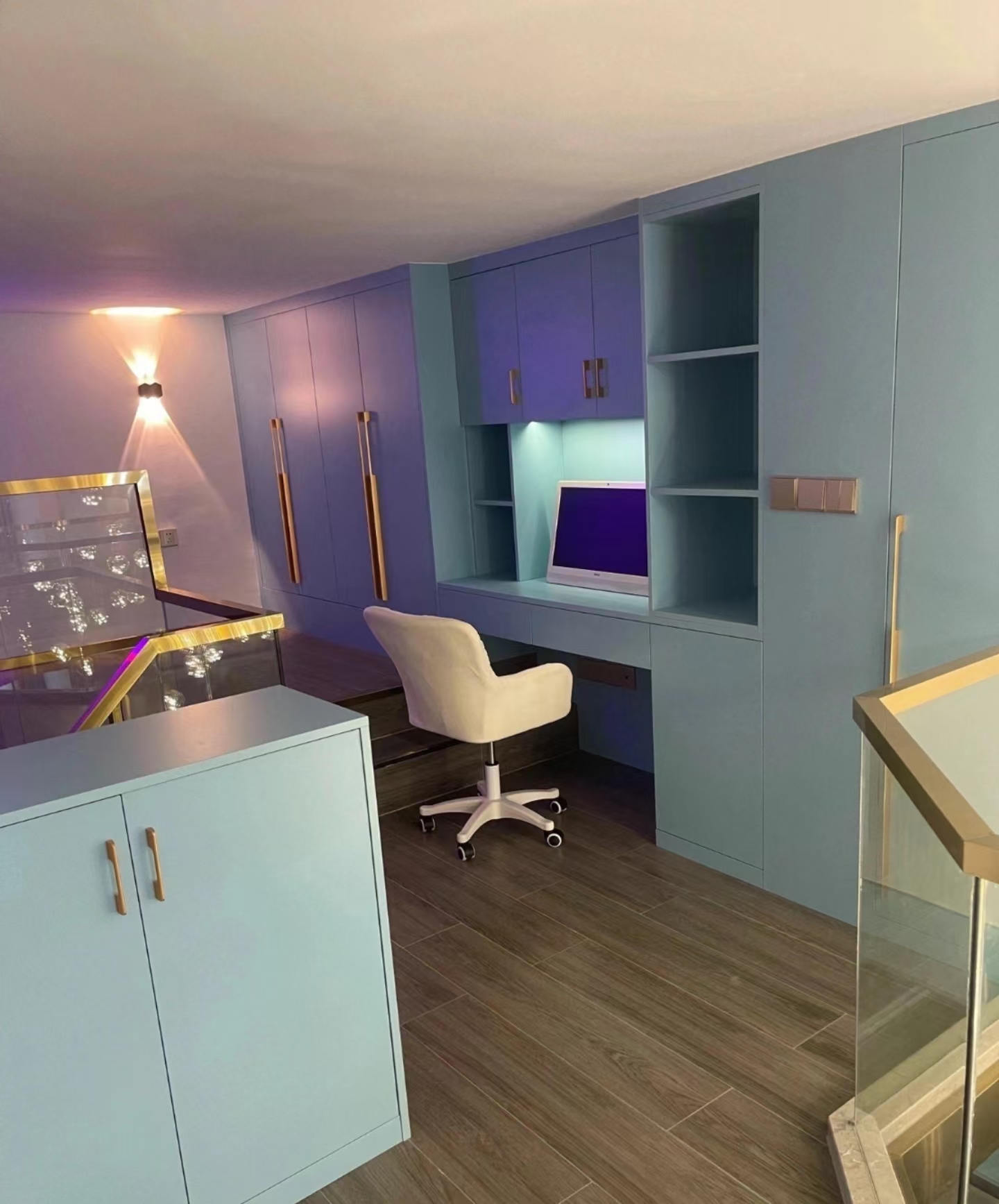 映客龙湖璟翠公馆(映客龙湖璟翠中心) 1室1厅1卫 2400.0元/月 映客龙湖璟翠公馆(映客龙湖璟翠中心) 1室1厅1卫 2400.0元/月室内图