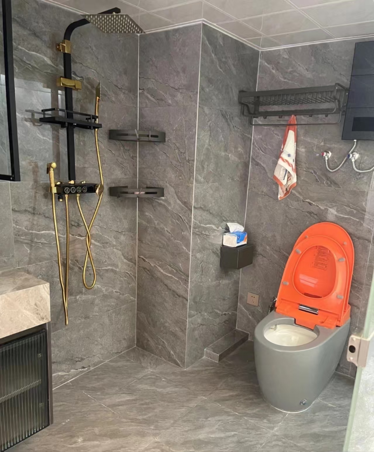 映客龙湖璟翠公馆(映客龙湖璟翠中心) 1室1厅1卫 2400.0元/月 映客龙湖璟翠公馆(映客龙湖璟翠中心) 1室1厅1卫 2400.0元/月室内图