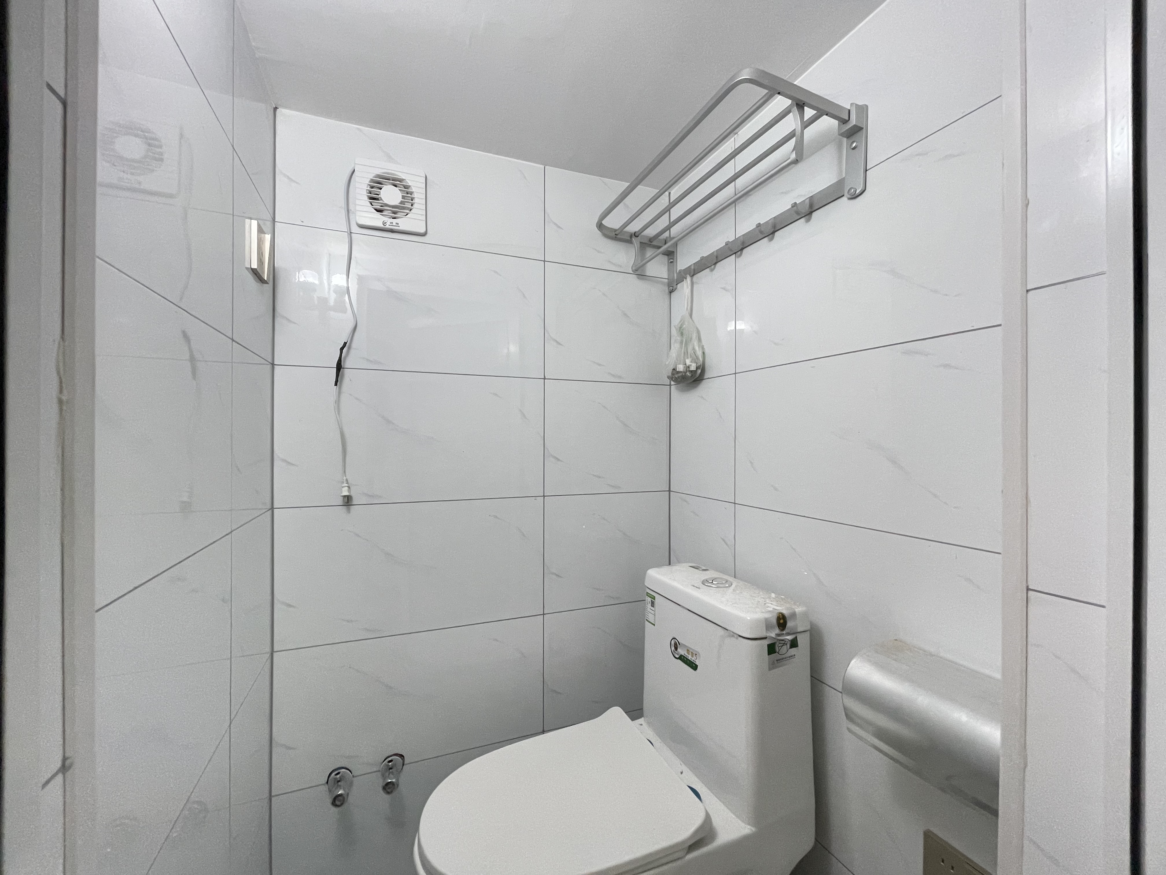 潤和濱江廣場（潤和中央廣場）  2室1廳1衛(wèi)   1800.00元/月室內(nèi)圖
