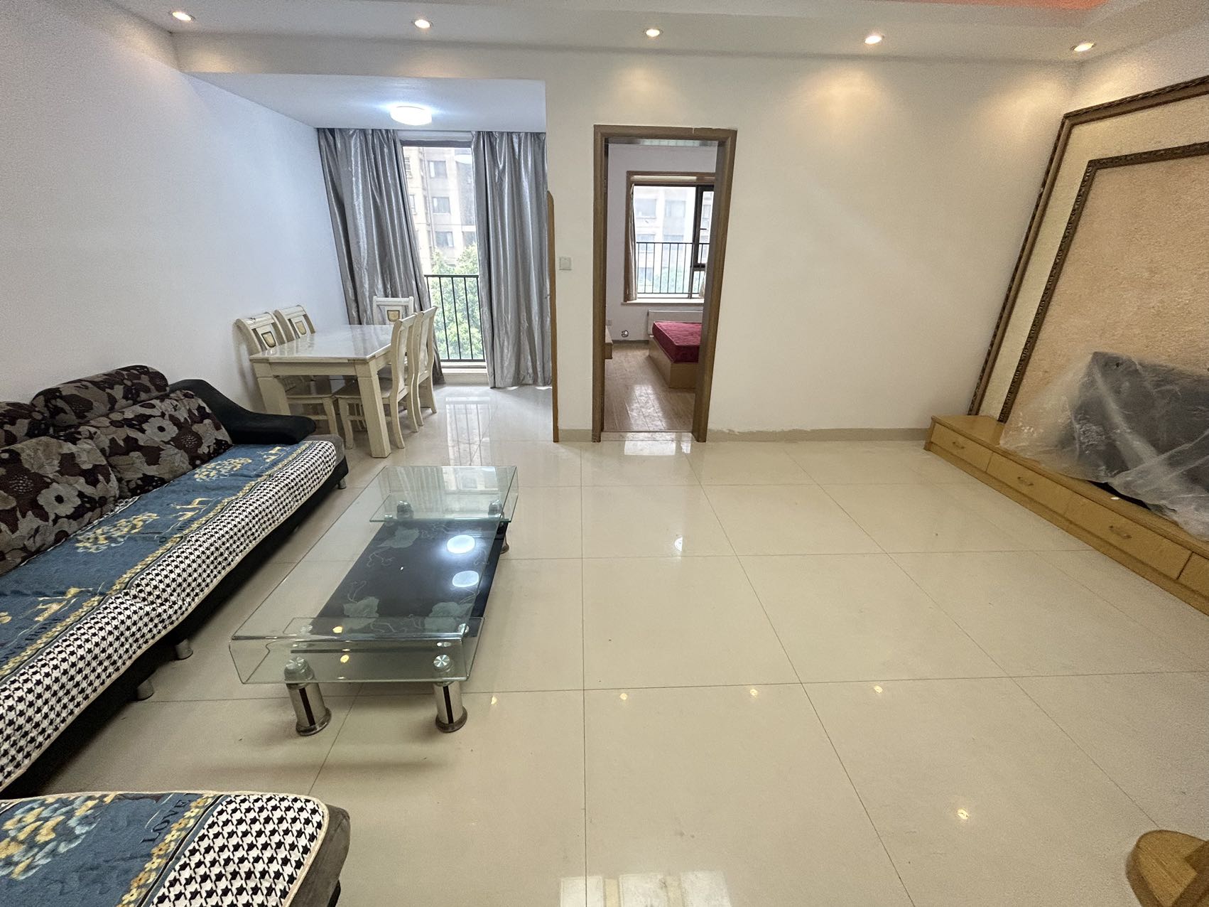 怡海星城 2室2厅1卫 1500.0元/月 怡海星城 2室2厅1卫 1500.0元/月室内图