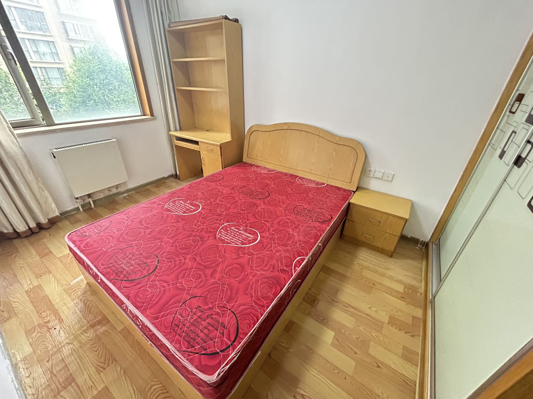 怡海星城 2室2厅1卫 1500.0元/月 怡海星城 2室2厅1卫 1500.0元/月室内图