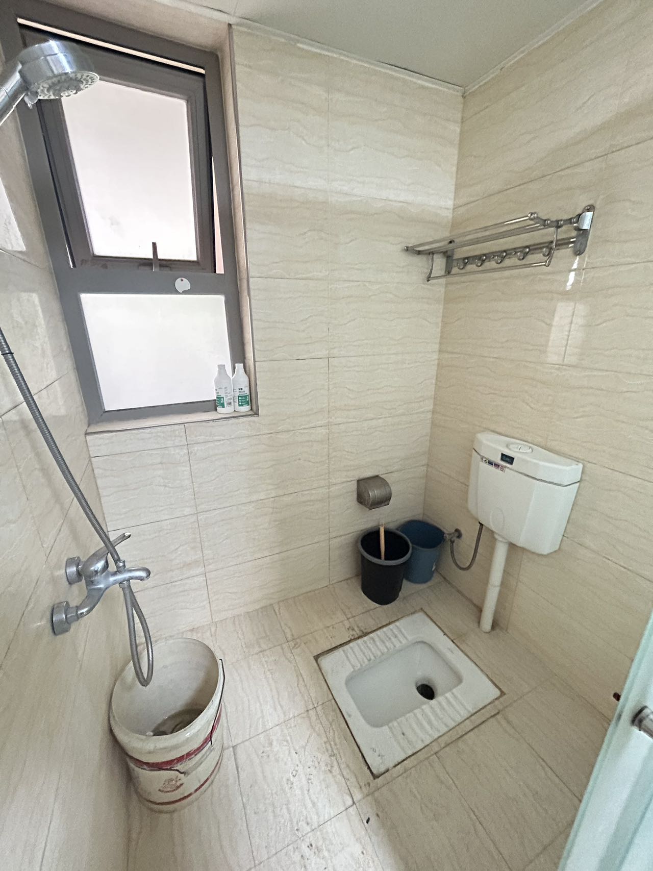 怡海星城 2室2厅1卫 1500.0元/月 怡海星城 2室2厅1卫 1500.0元/月室内图