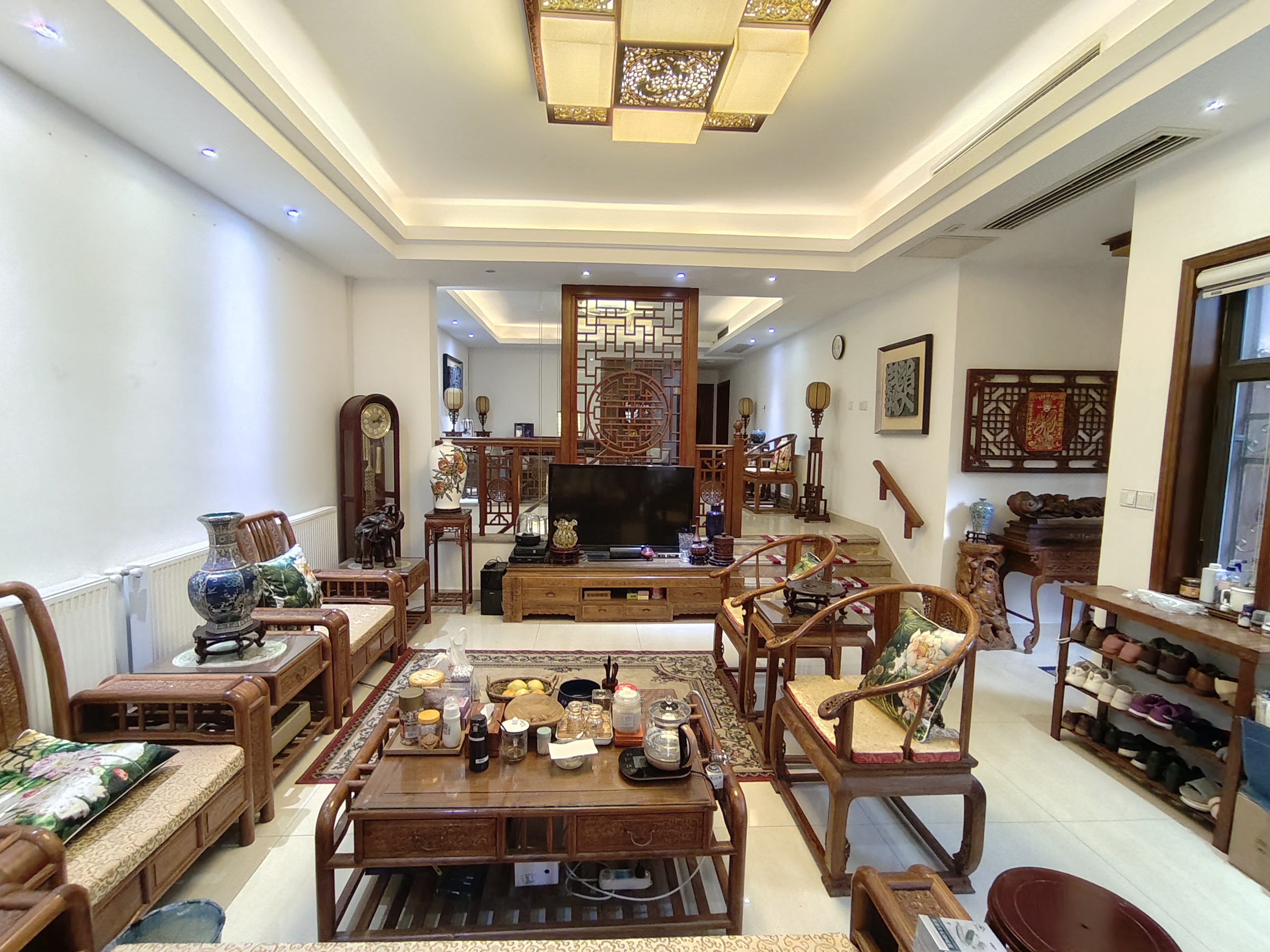 海韵天城 5室2厅2卫 180.0万 海韵天城 5室2厅2卫 180.0万室内图