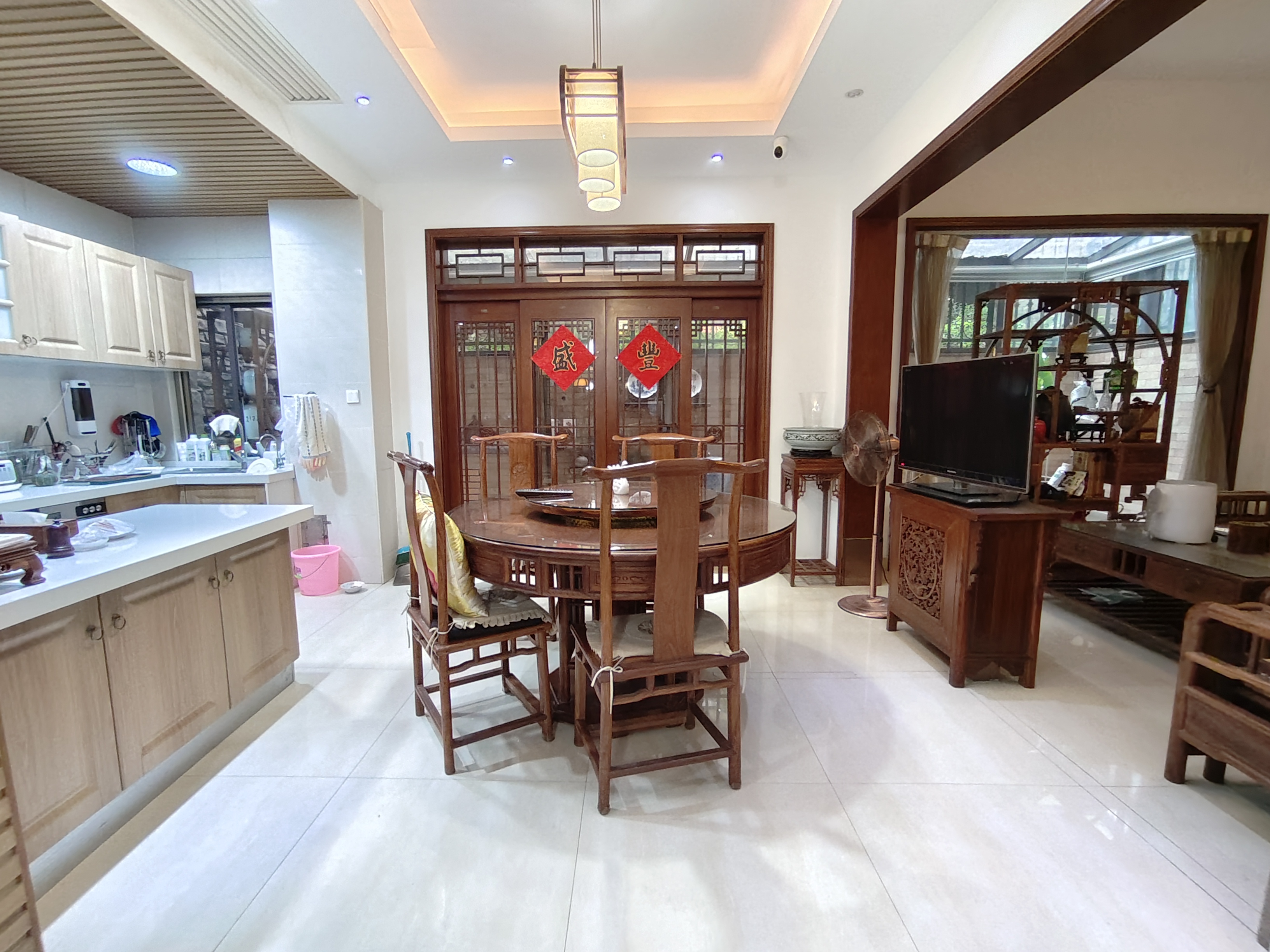 海韵天城 5室2厅2卫 180.0万 海韵天城 5室2厅2卫 180.0万室内图