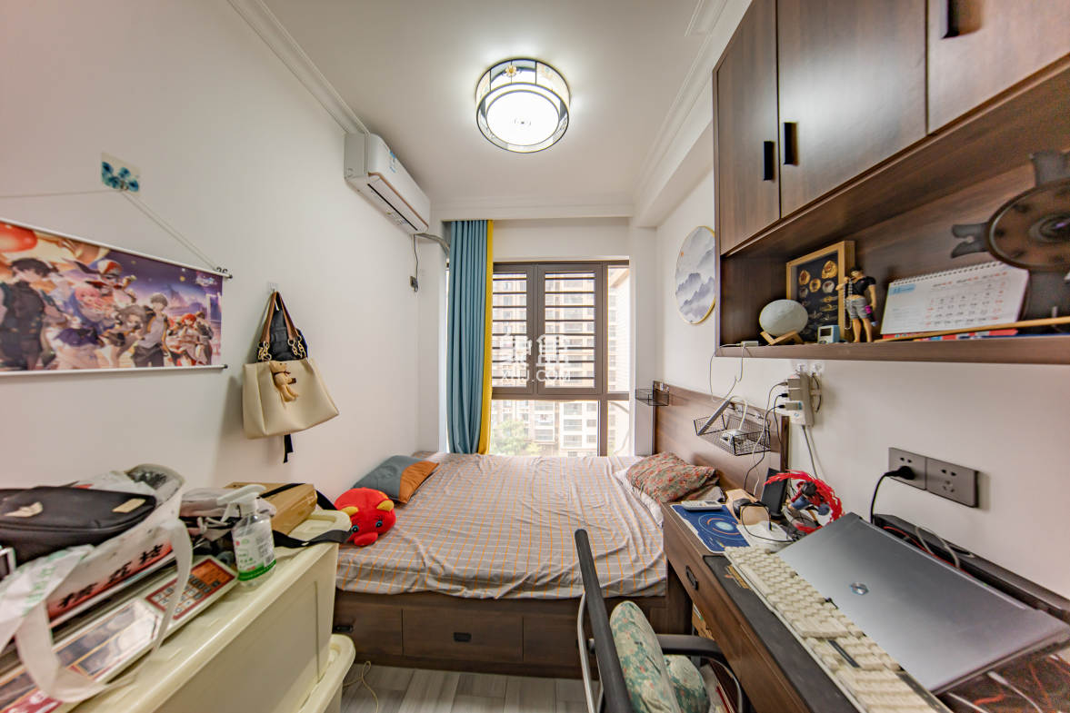 洋湖时代  3室2厅1卫    78.8万 洋湖时代  3室2厅1卫    78.8万卧室