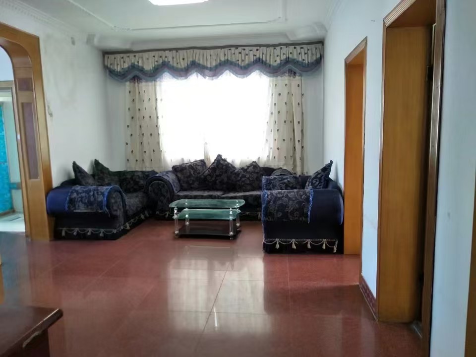 富绅花园 2室1厅1卫 900.0元/月 富绅花园 2室1厅1卫 900.0元/月室内图