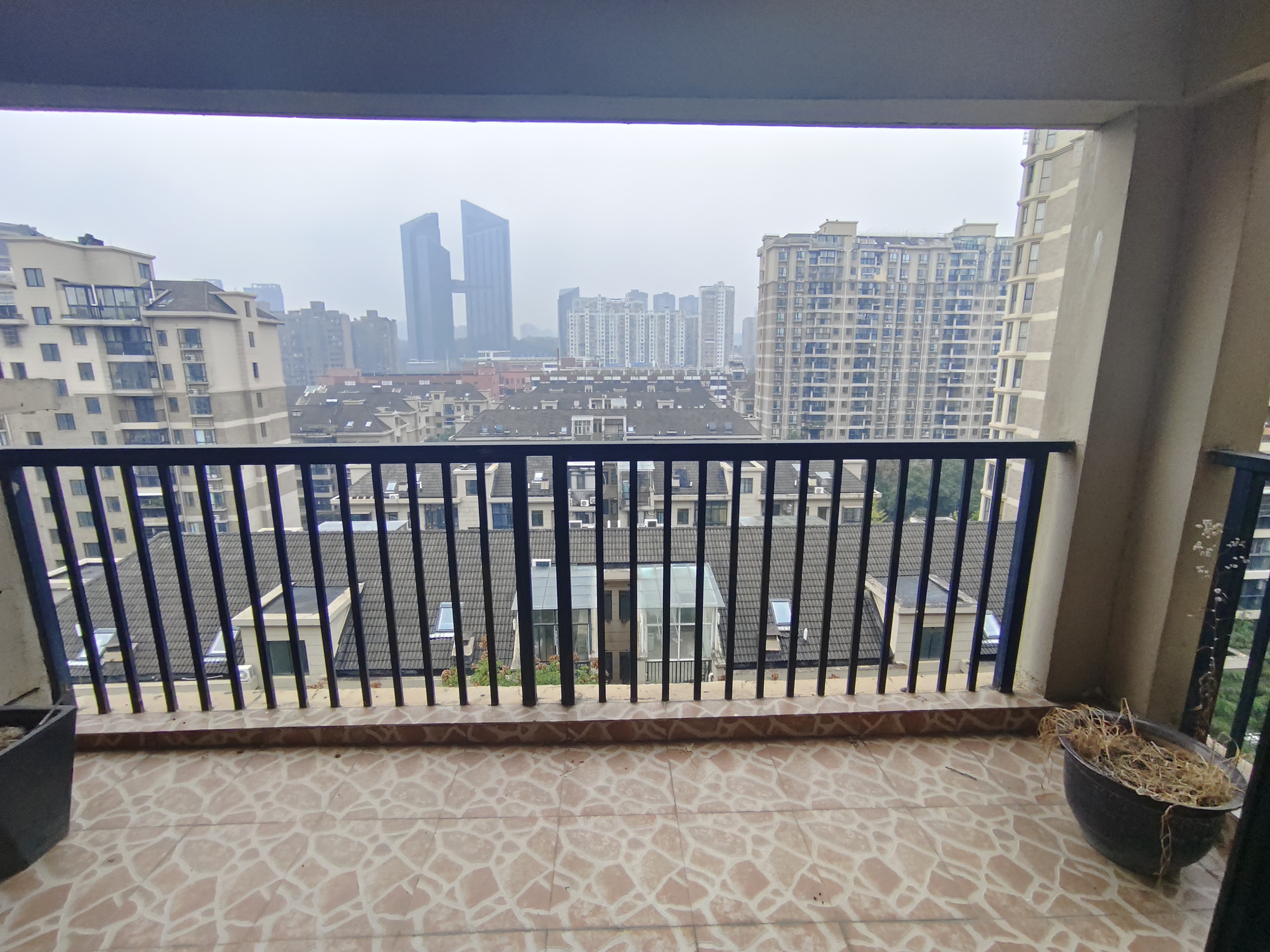 三江花中城 4室2厅2卫 3000.0元/月 三江花中城 4室2厅2卫 3000.0元/月室内图