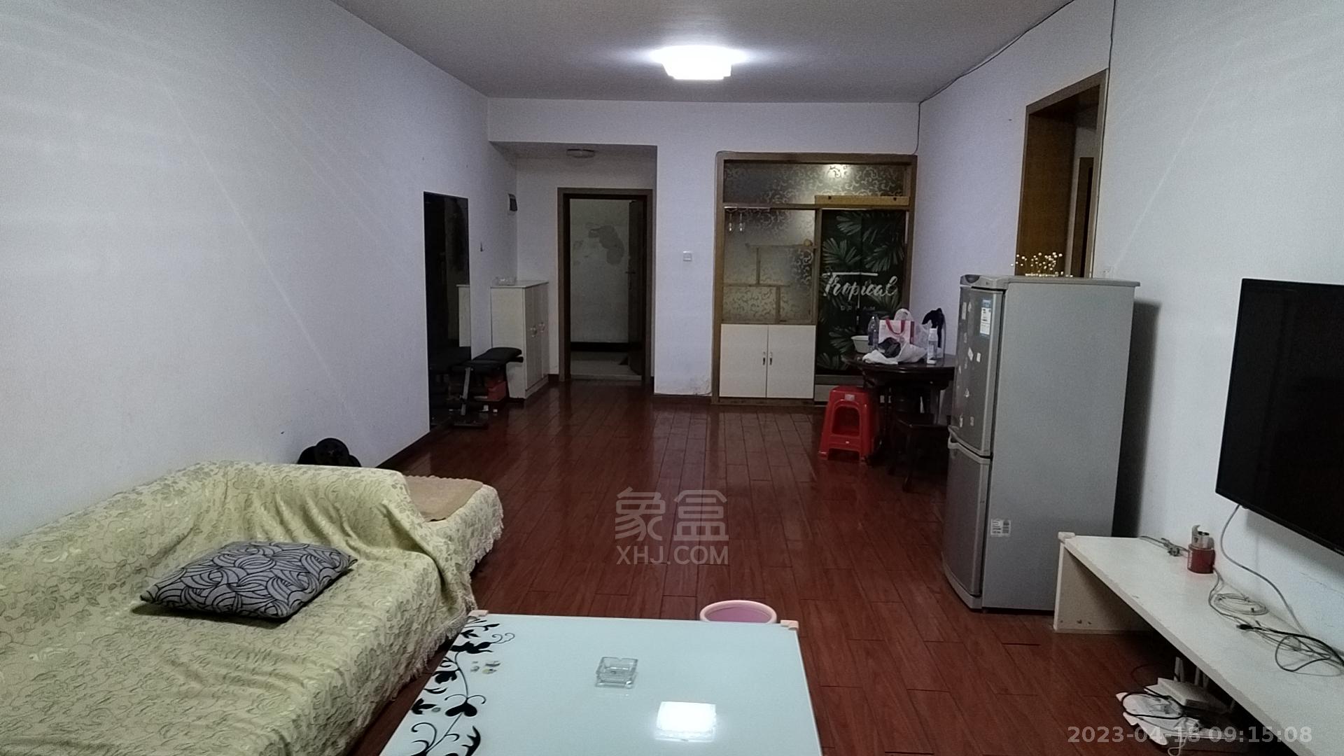 湘银二期世纪花园 2室2厅1卫 1600.0元/月 湘银二期世纪花园 2室2厅1卫 1600.0元/月室内图