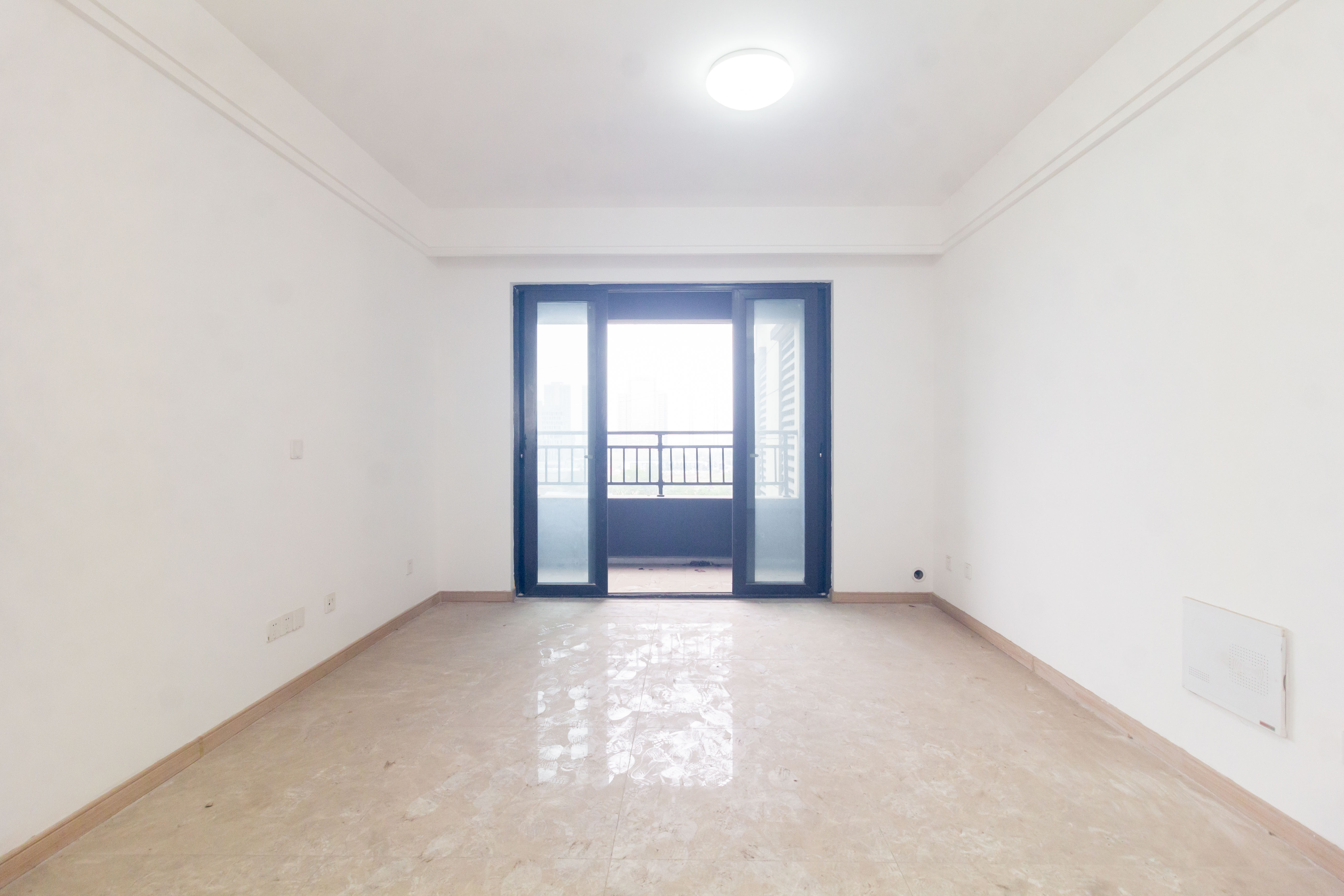 君合新城玺樾  3室2厅2卫    85.0万 君合新城玺樾  3室2厅2卫    85.0万客厅